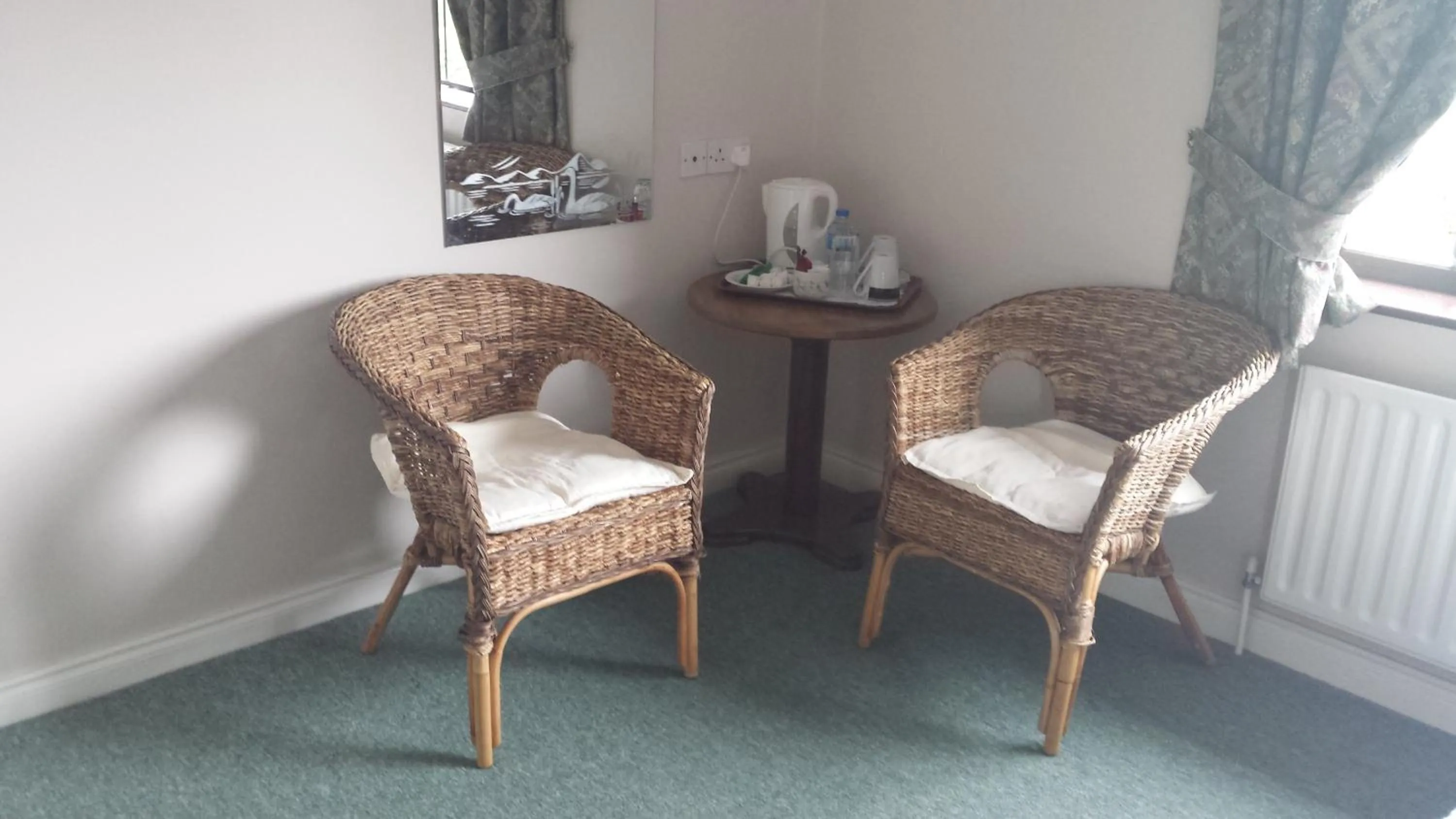 Coffee/tea facilities in Riverview House