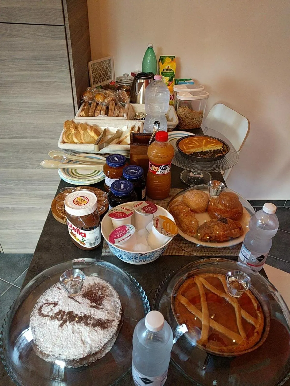 Breakfast in Vic Street B&B