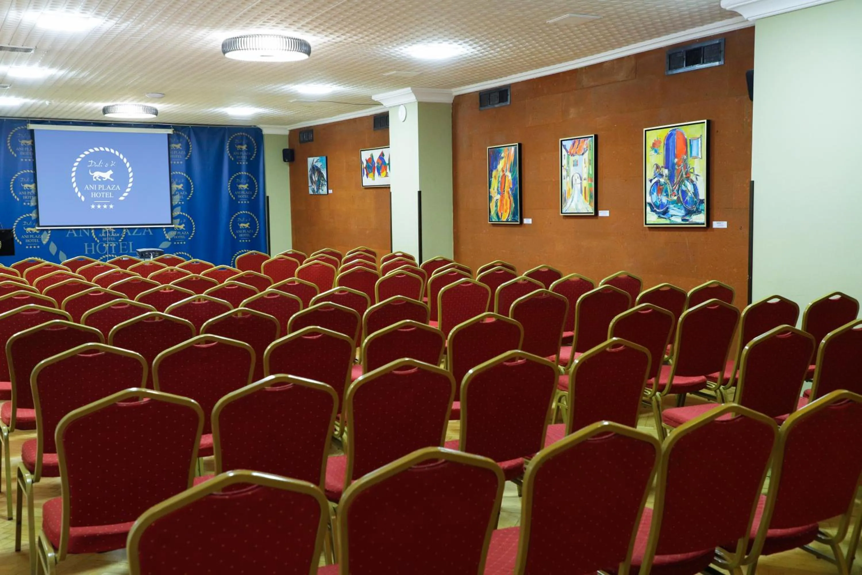 Meeting/conference room in Ani Plaza Hotel