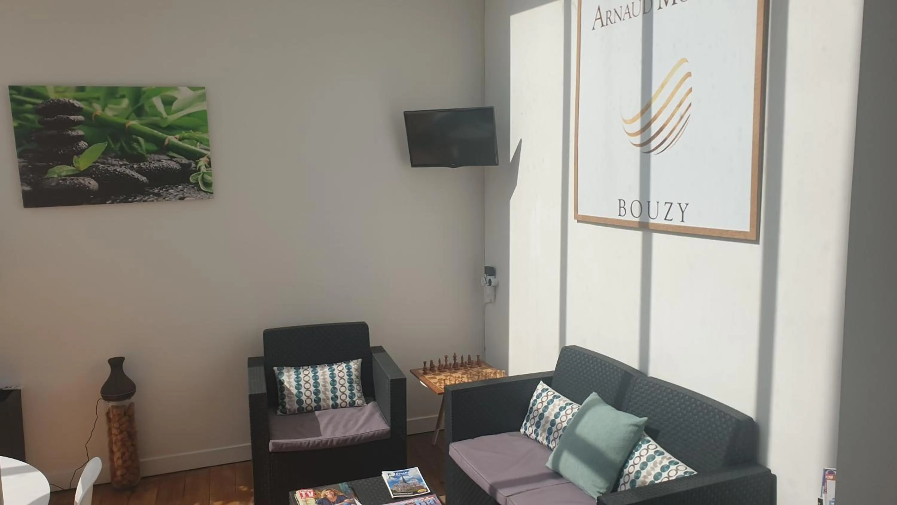 Patio in L'Iliade - Chambres d'hôtes - B&B à Bouzy