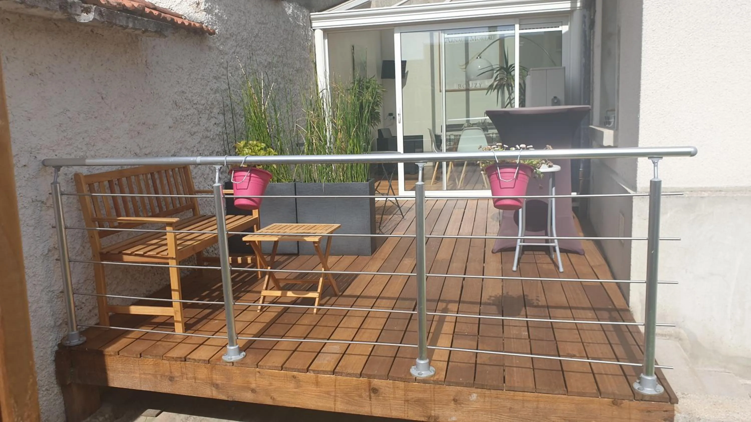 Patio in L'Iliade - Chambres d'hôtes - B&B à Bouzy