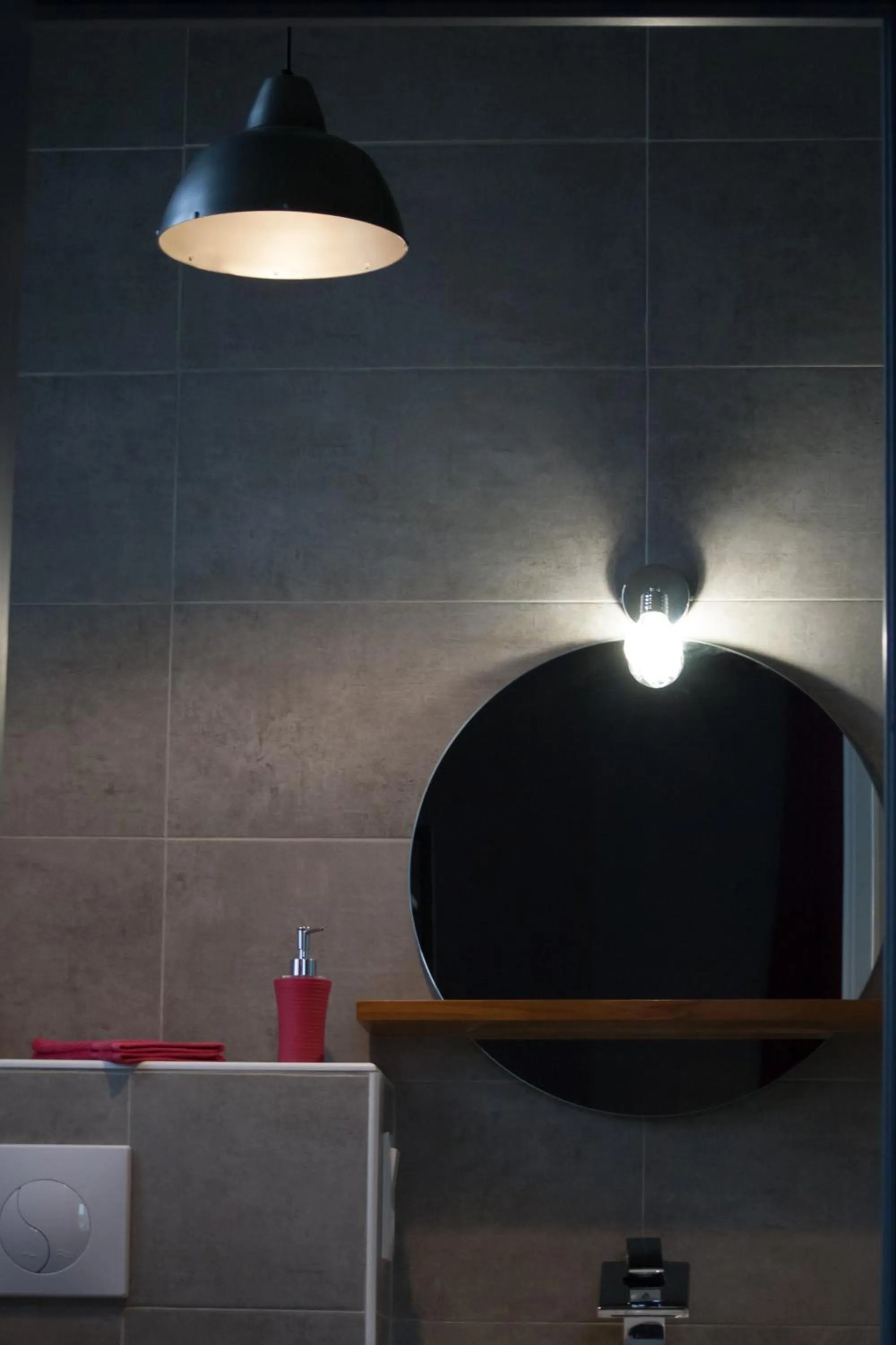 Decorative detail in L'Iliade - Chambres d'hôtes - B&B à Bouzy