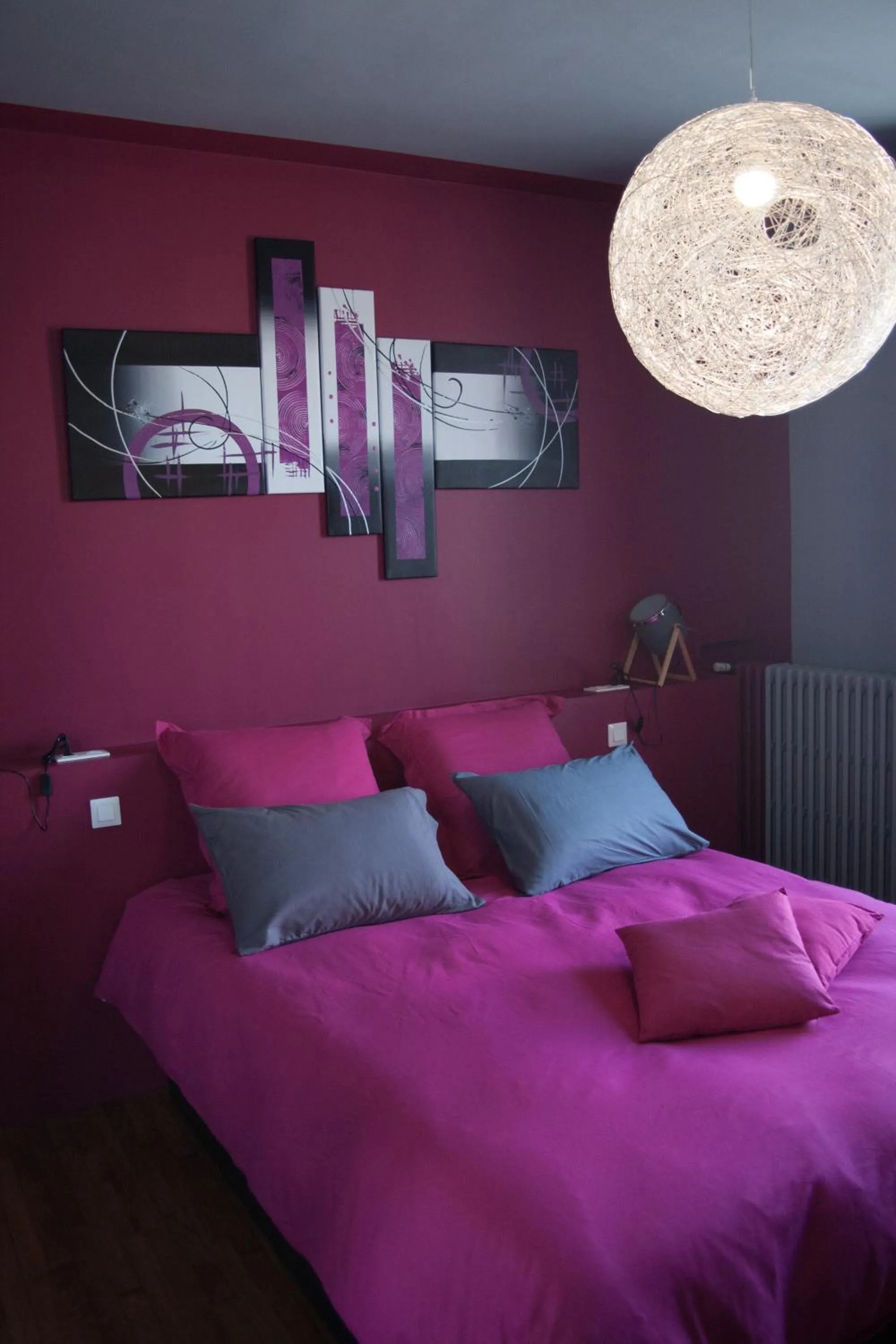 Bed in L'Iliade - Chambres d'hôtes - B&B à Bouzy