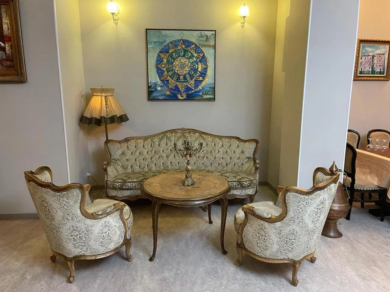 Restaurant/places to eat in Hotel Tineretului