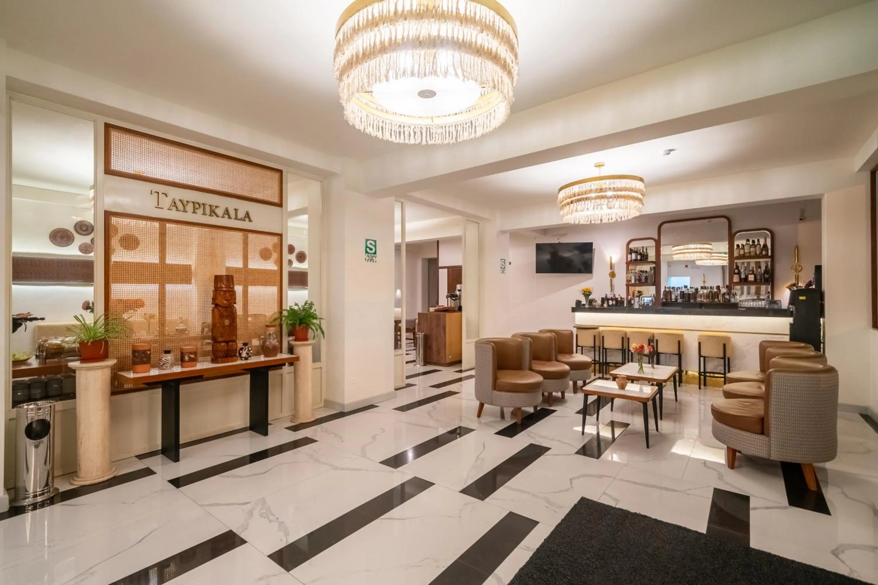 Living room in Hotel Taypikala Machupicchu