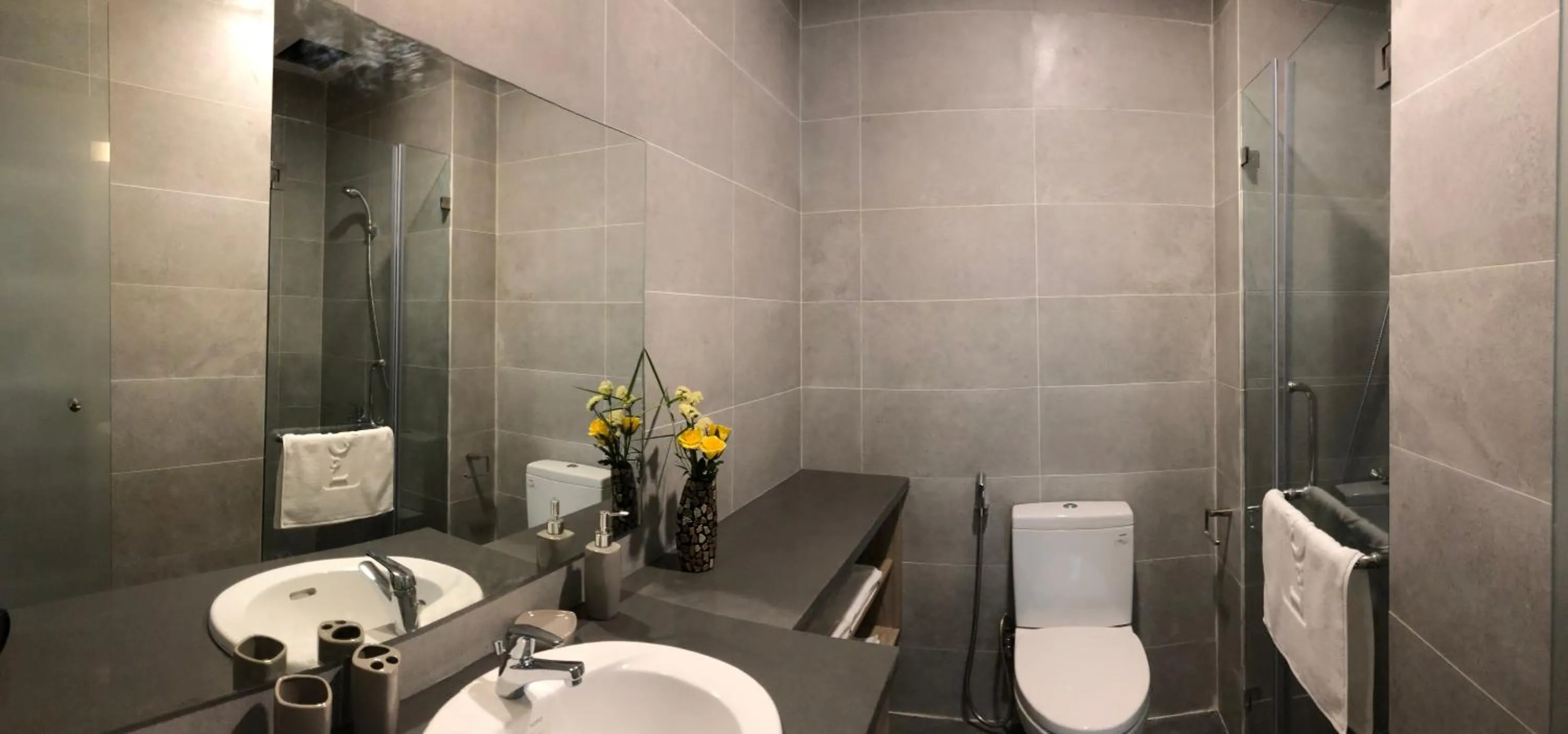 Bathroom in La Cigale Residence