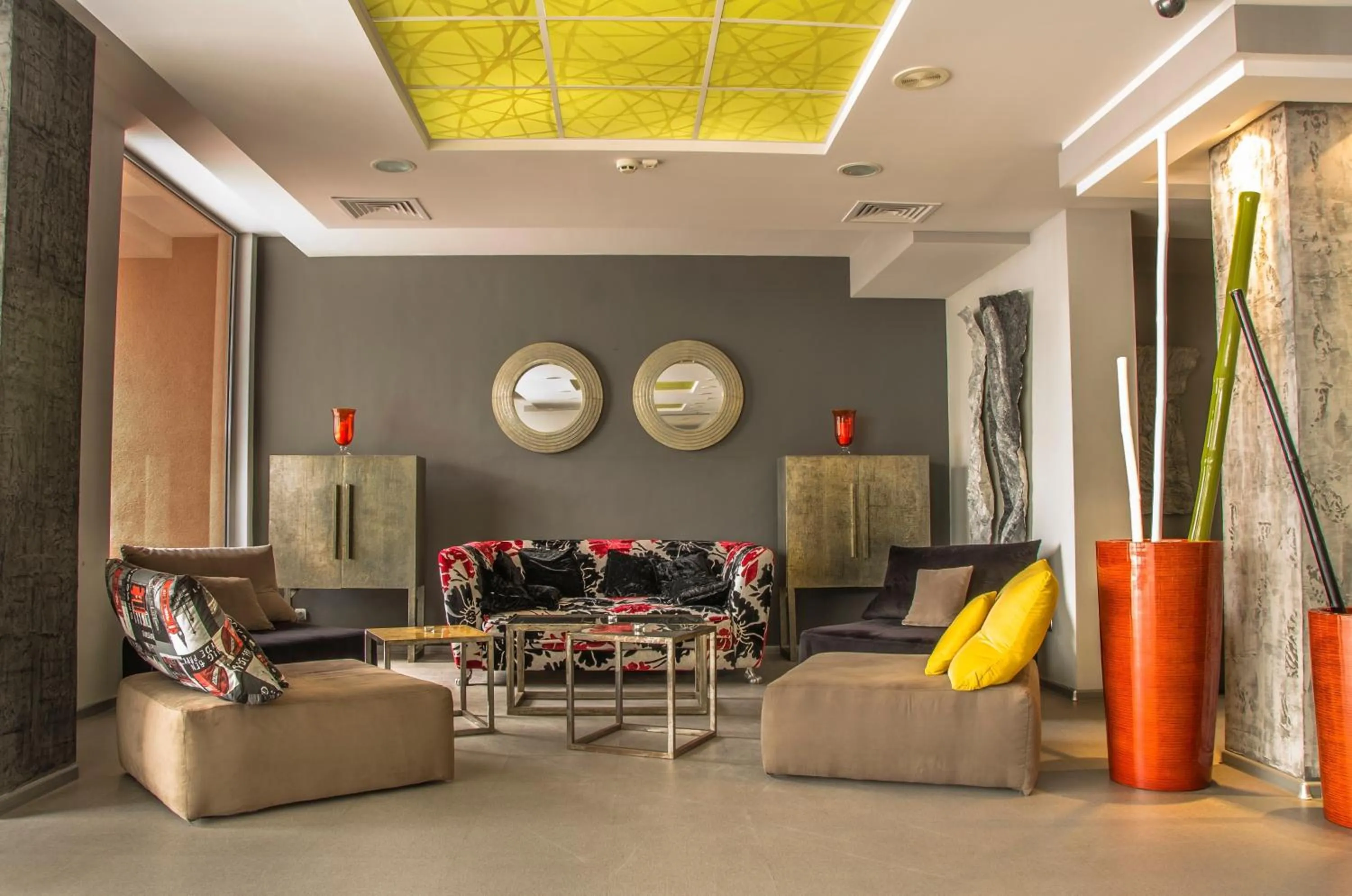 Communal lounge/ TV room in Hotel Gladiola Star