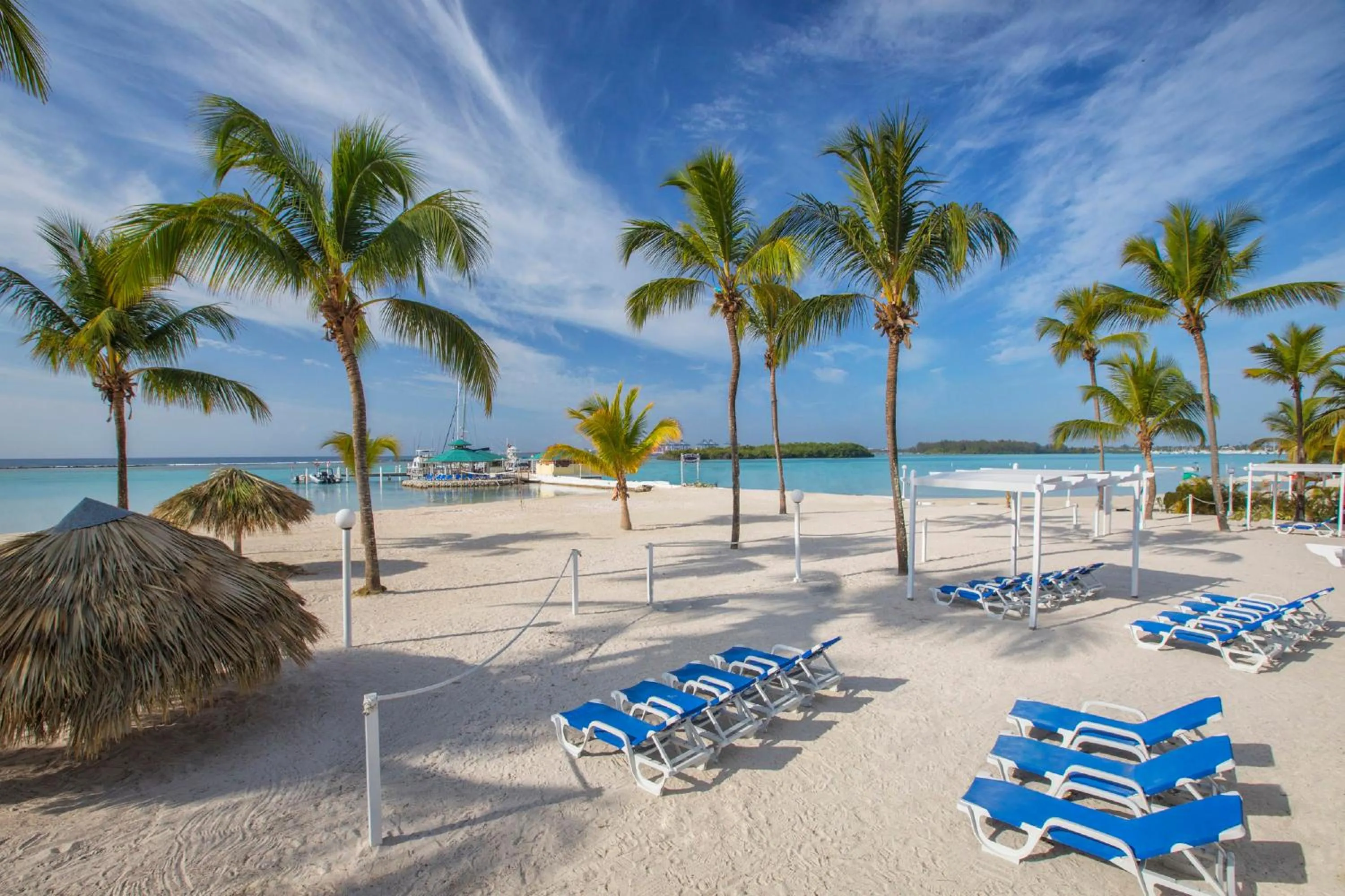 Beach in Hotel whala!boca chica - All Inclusive