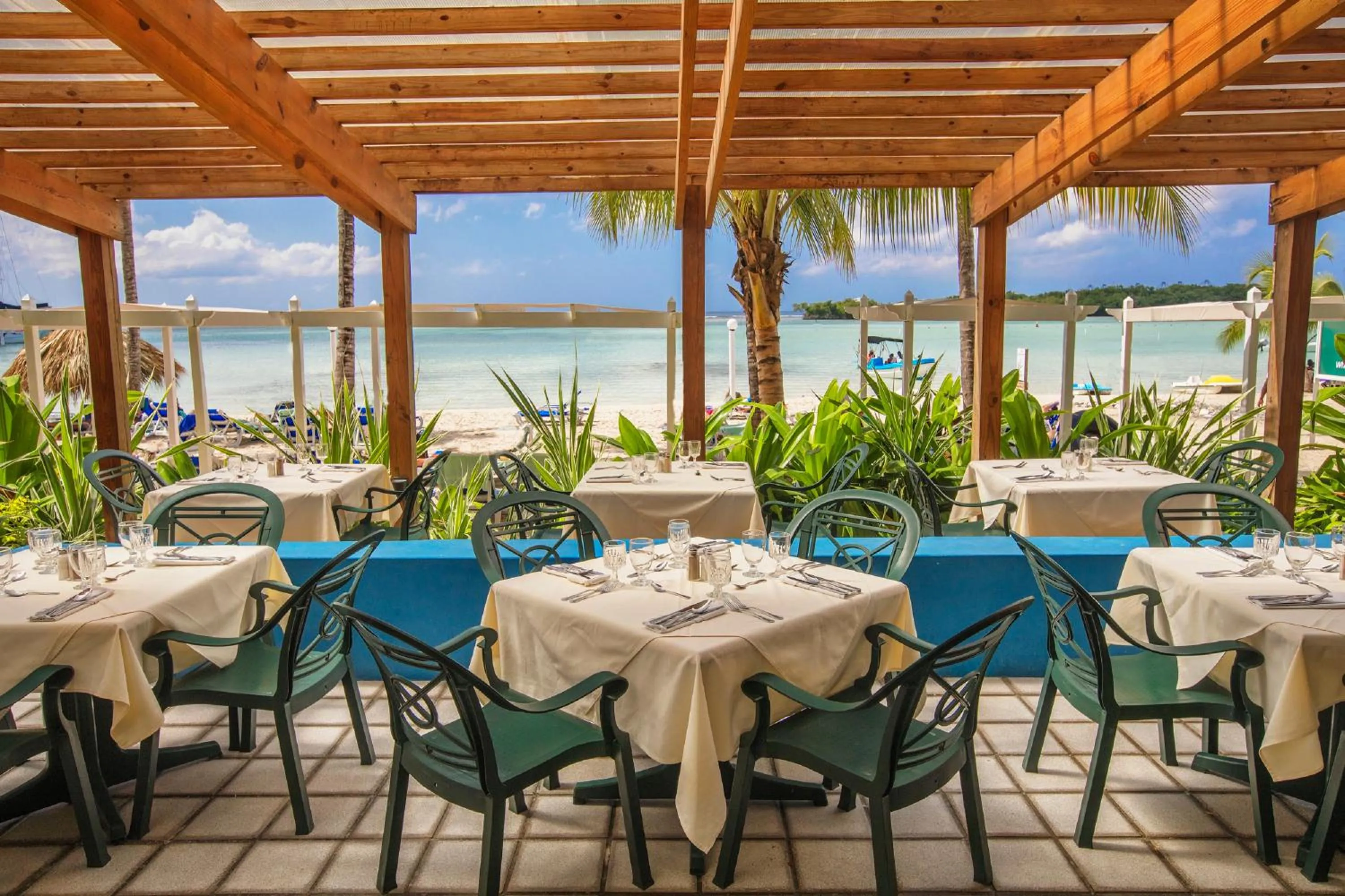 Restaurant/places to eat in Hotel whala!boca chica - All Inclusive