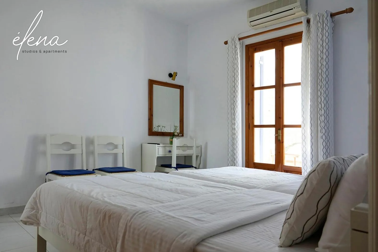 Bed in Elena Studios & Apartments