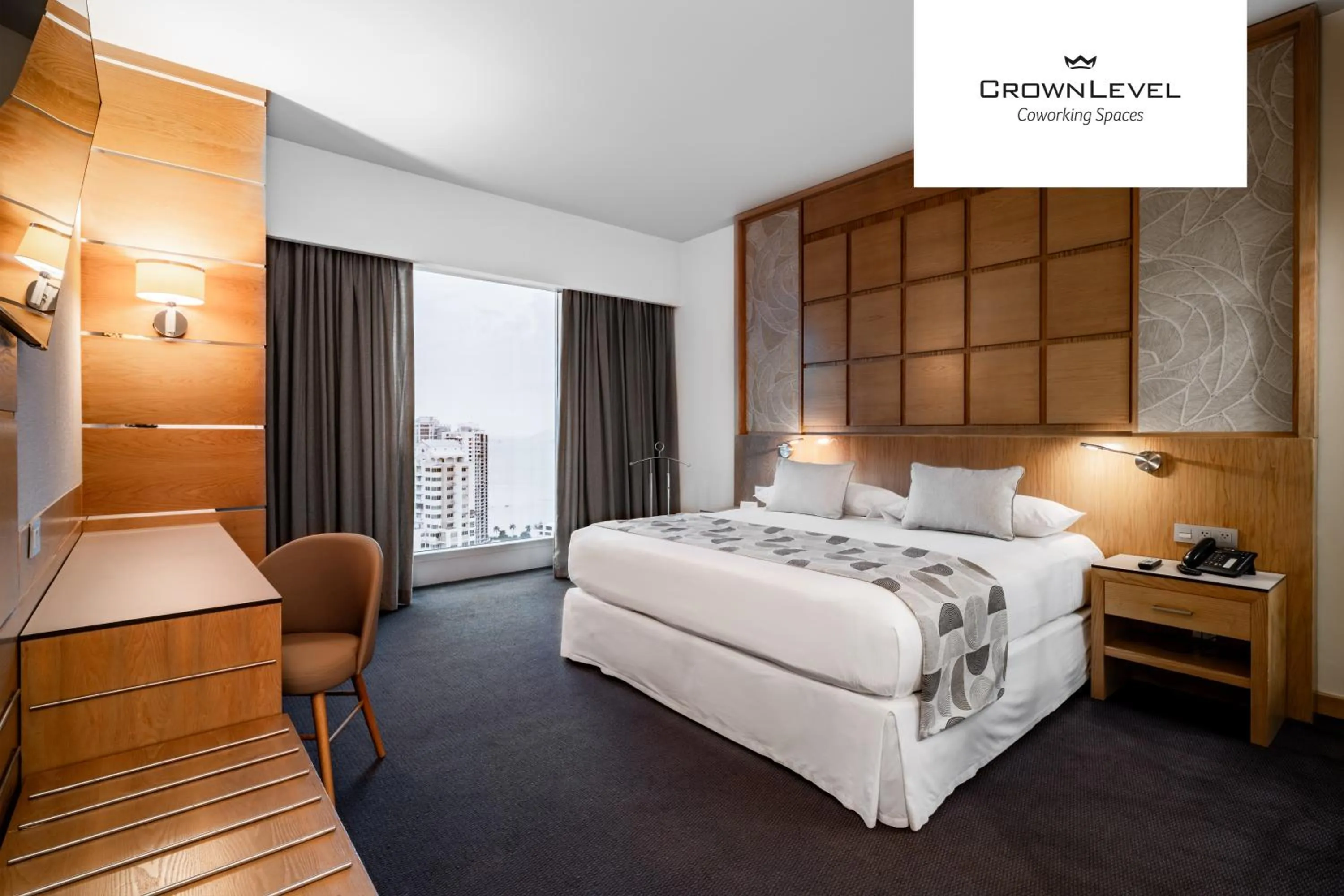 Bed in Riu Plaza Panamá