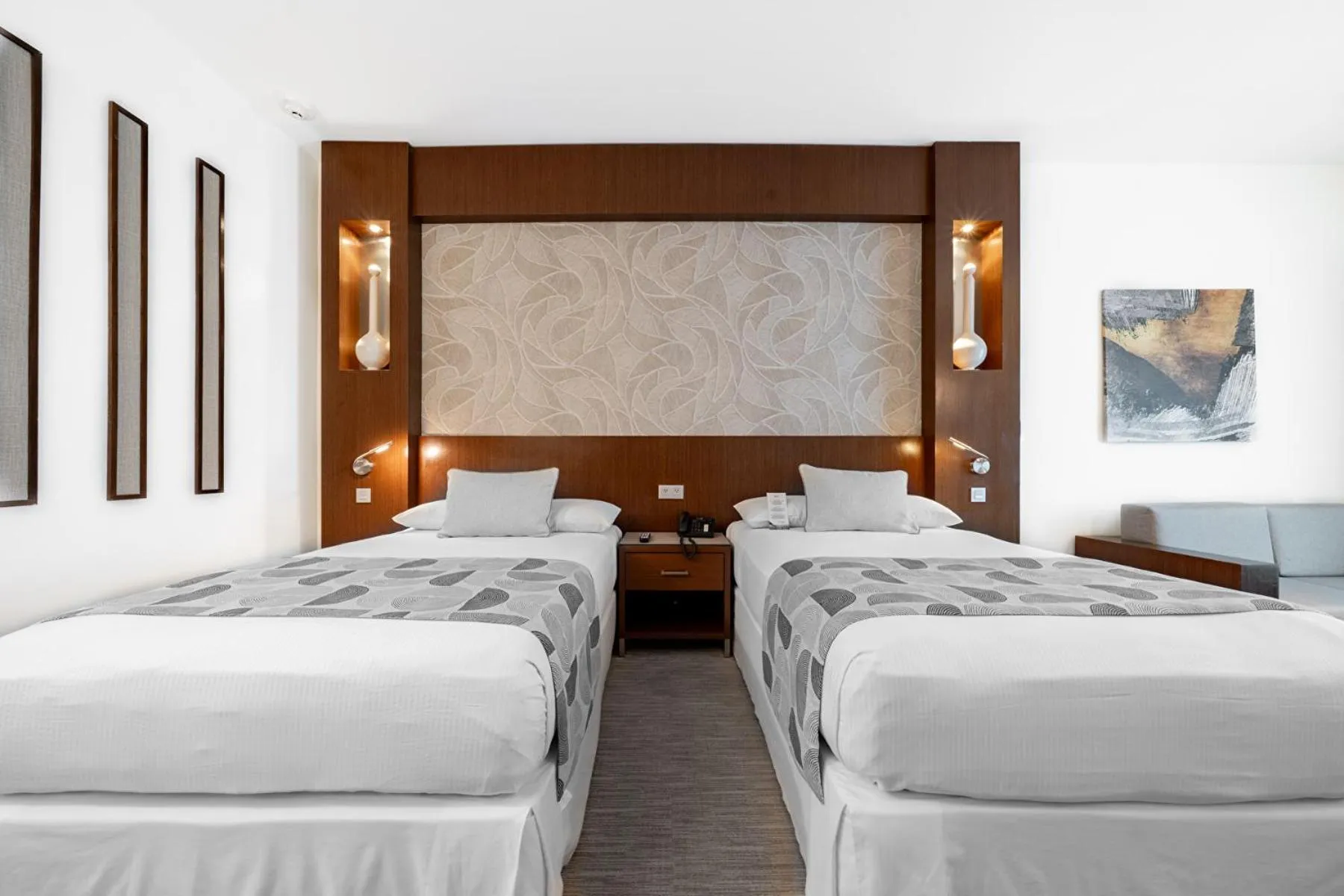 Bed in Riu Plaza Panamá