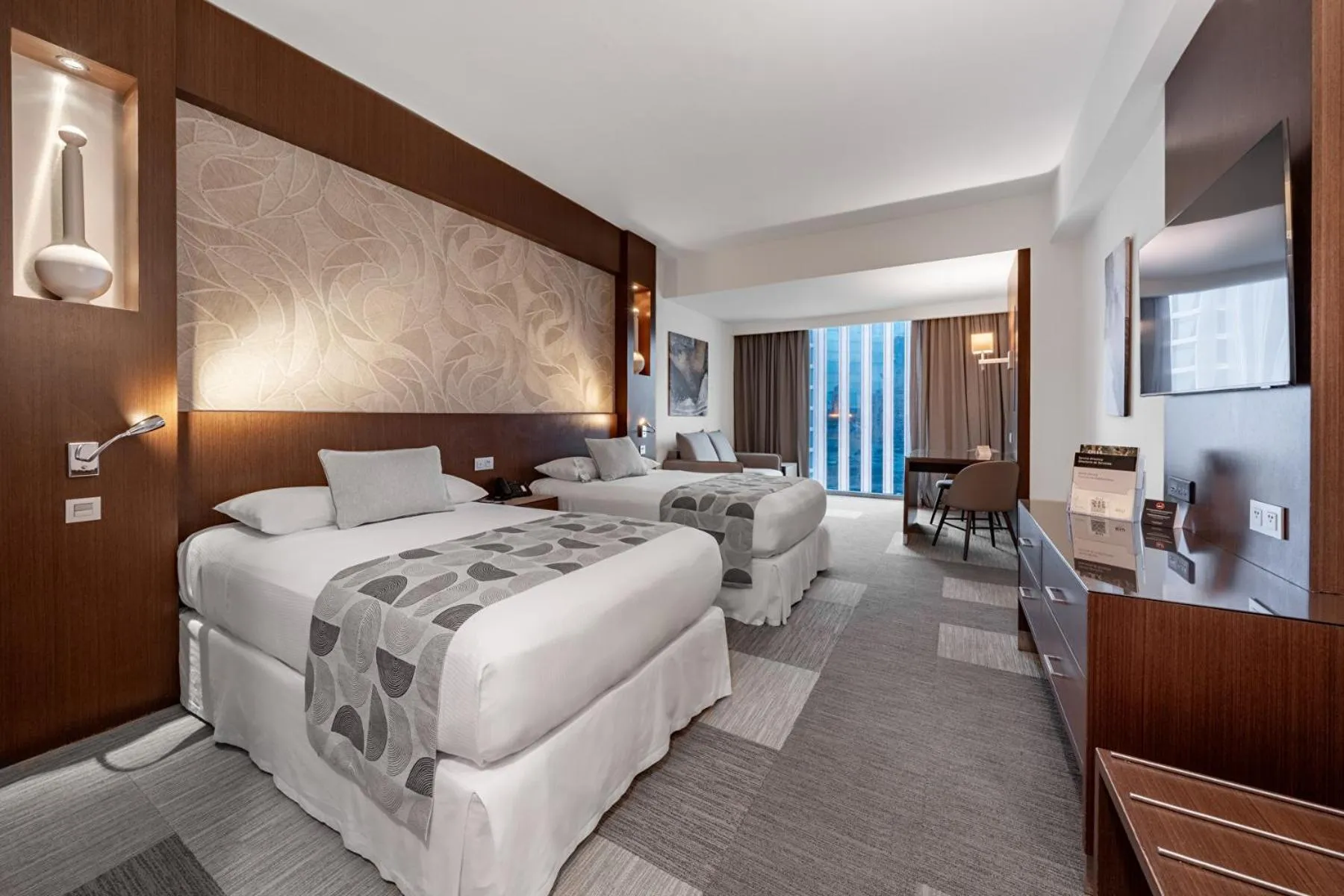 Bed in Riu Plaza Panamá