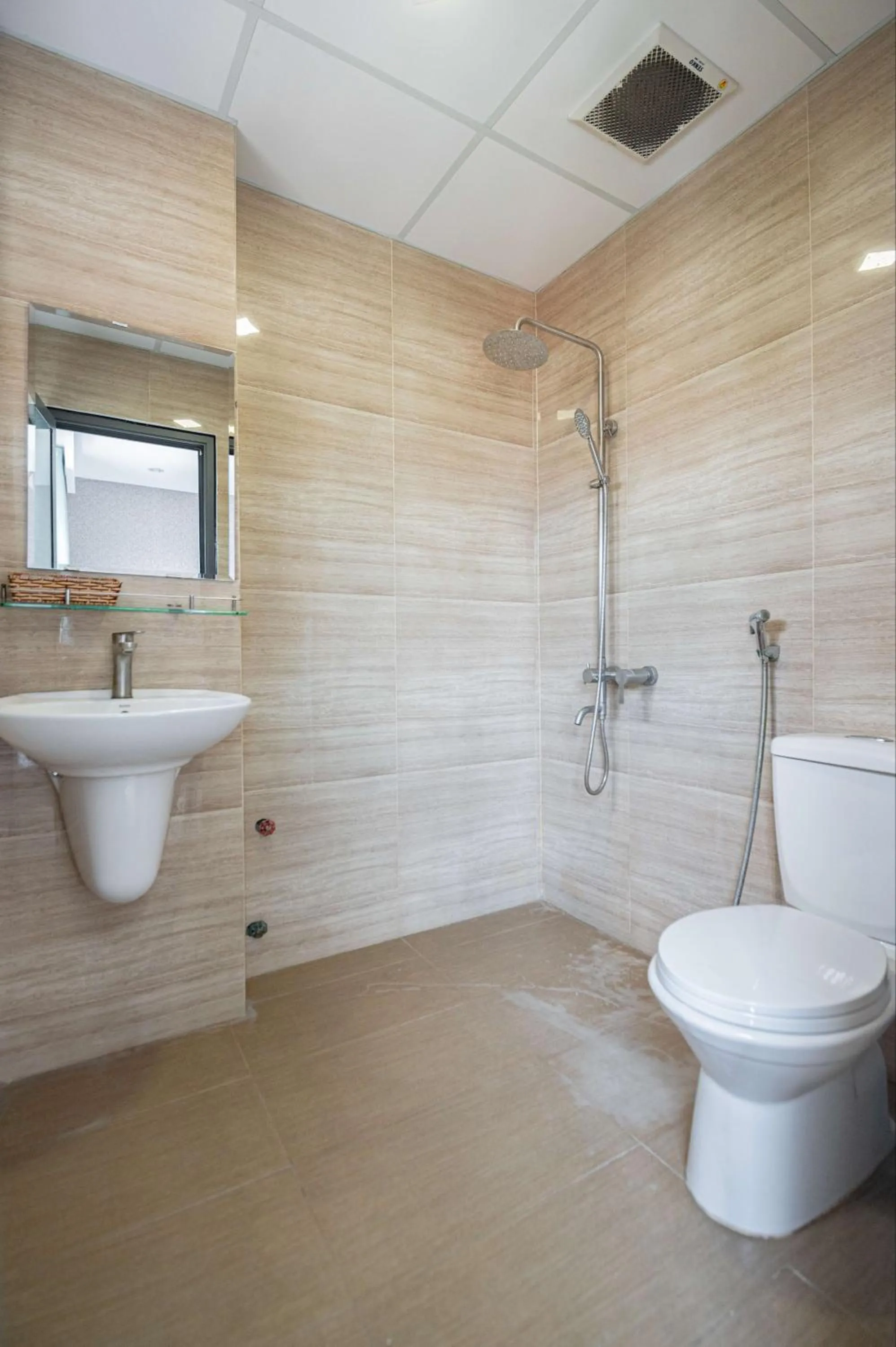 Toilet in Hương Biển Hotel