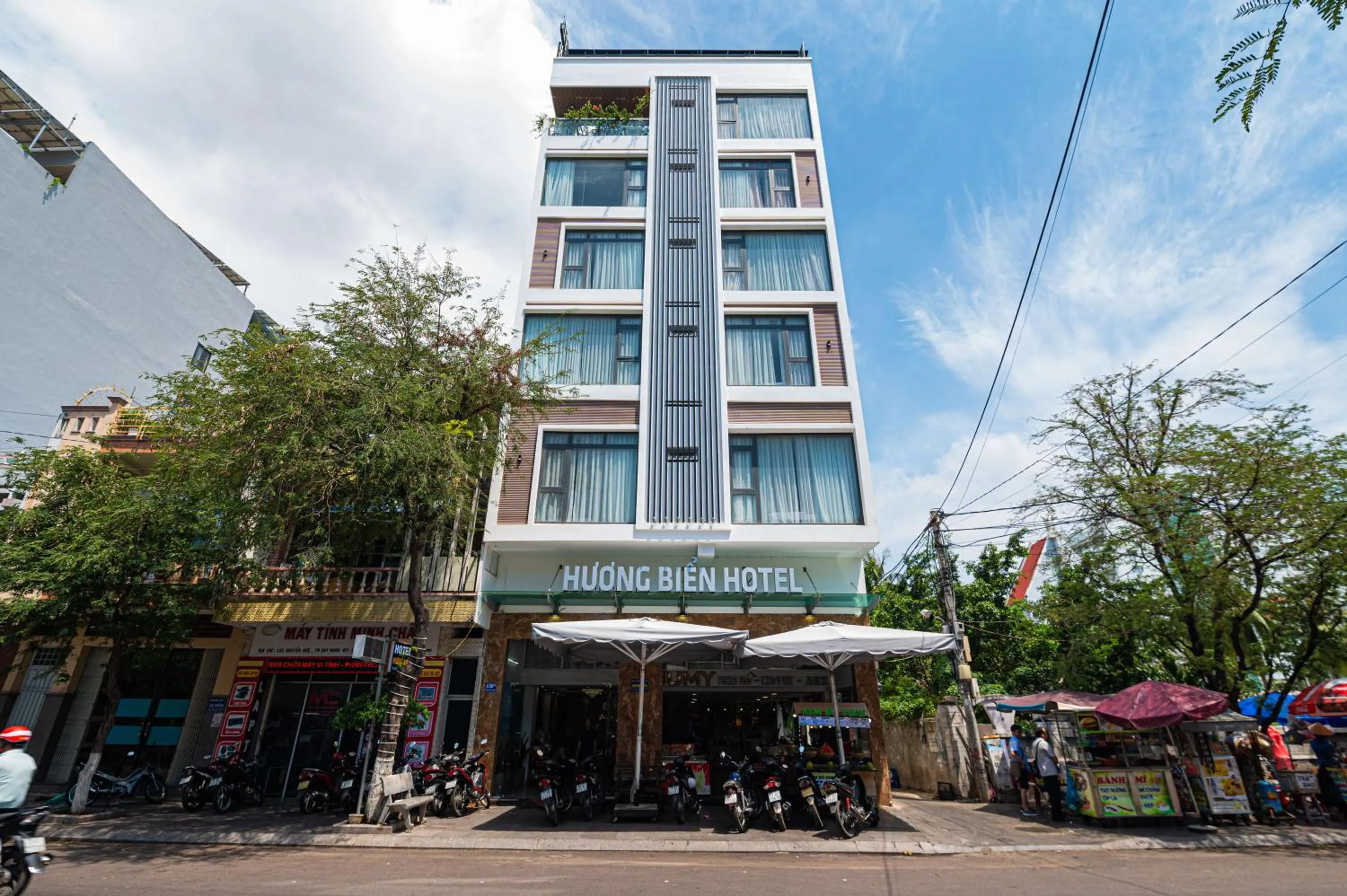 Property building in Hương Biển Hotel