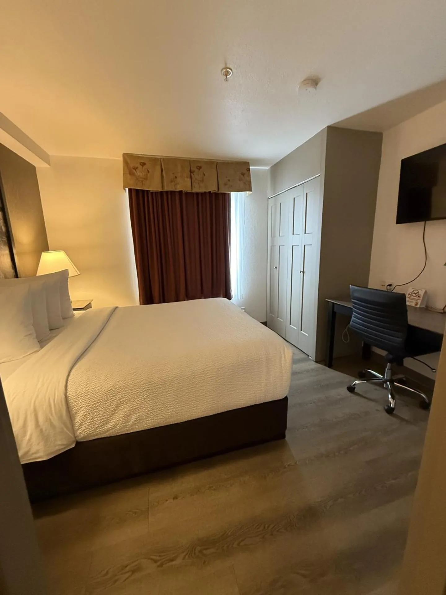 Bed in Super 8 by Wyndham Dawson Creek