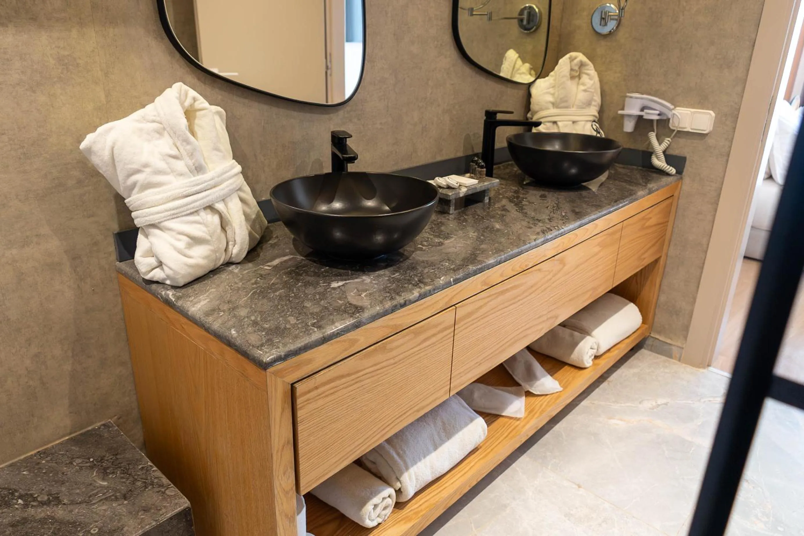 Bathroom in Ocean Atlantic View (Ex Bo Hotel)