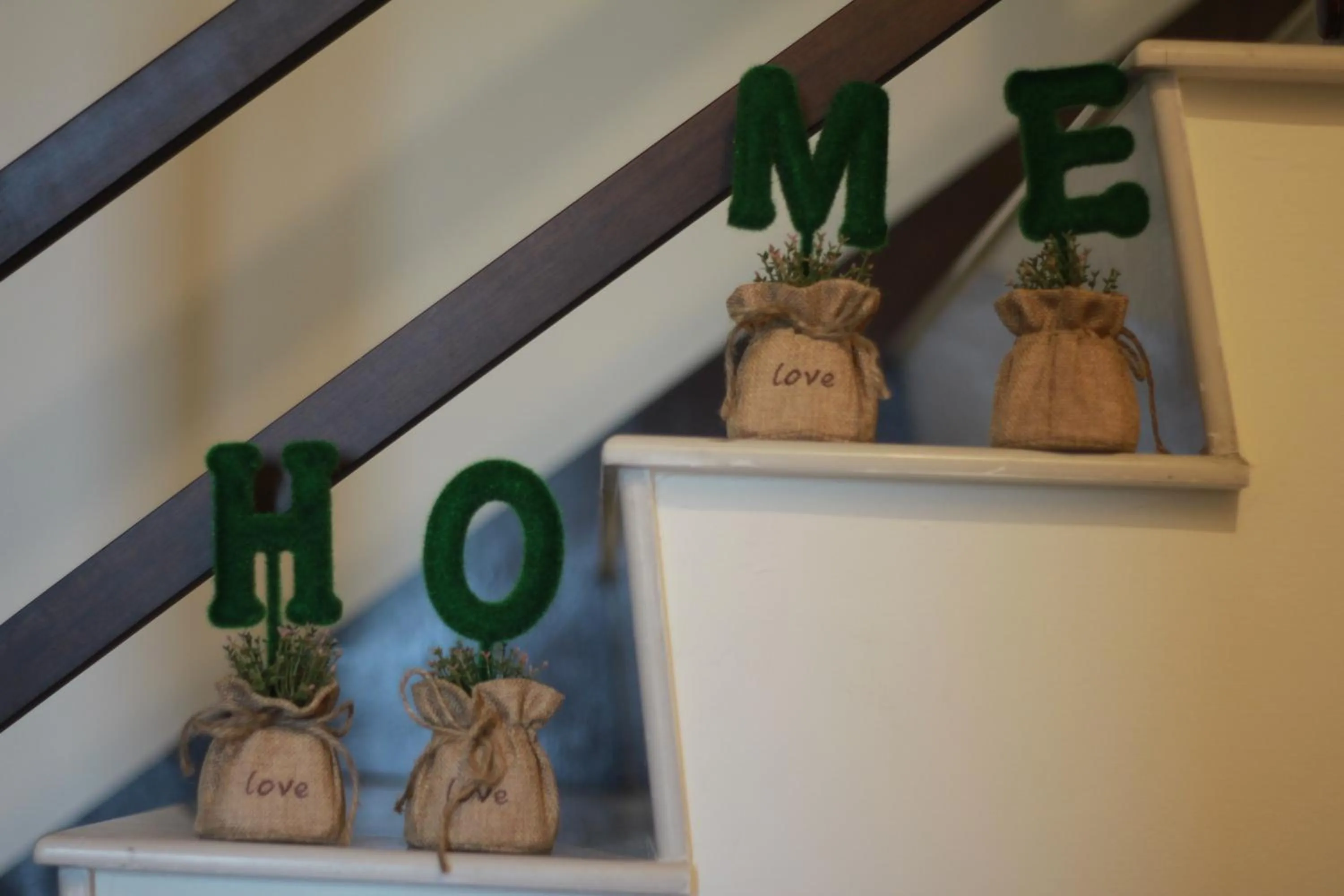 Property logo or sign in 東立方旅宿-East Cube B&B