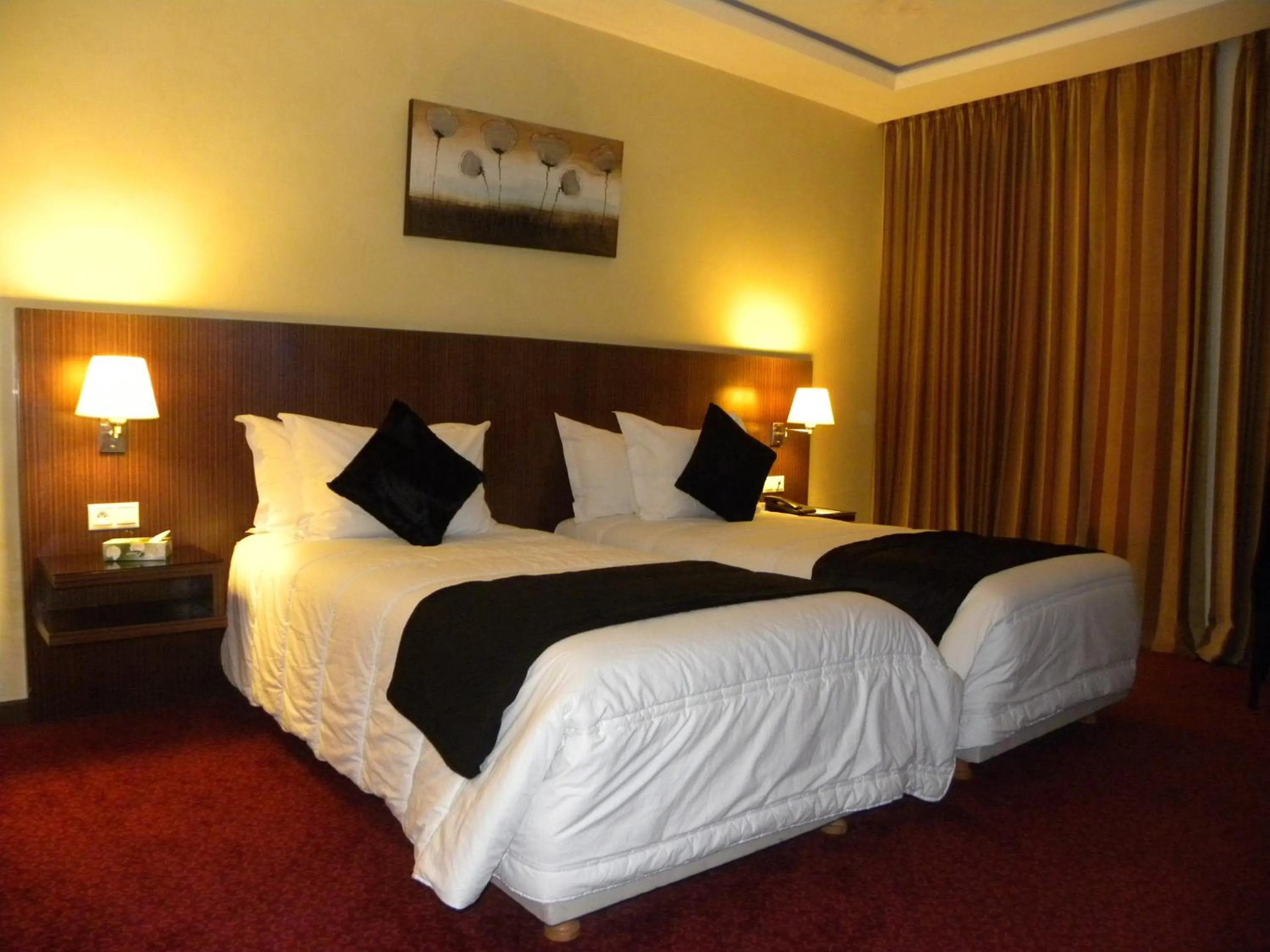 Bedroom, Bed in Rive Hotel