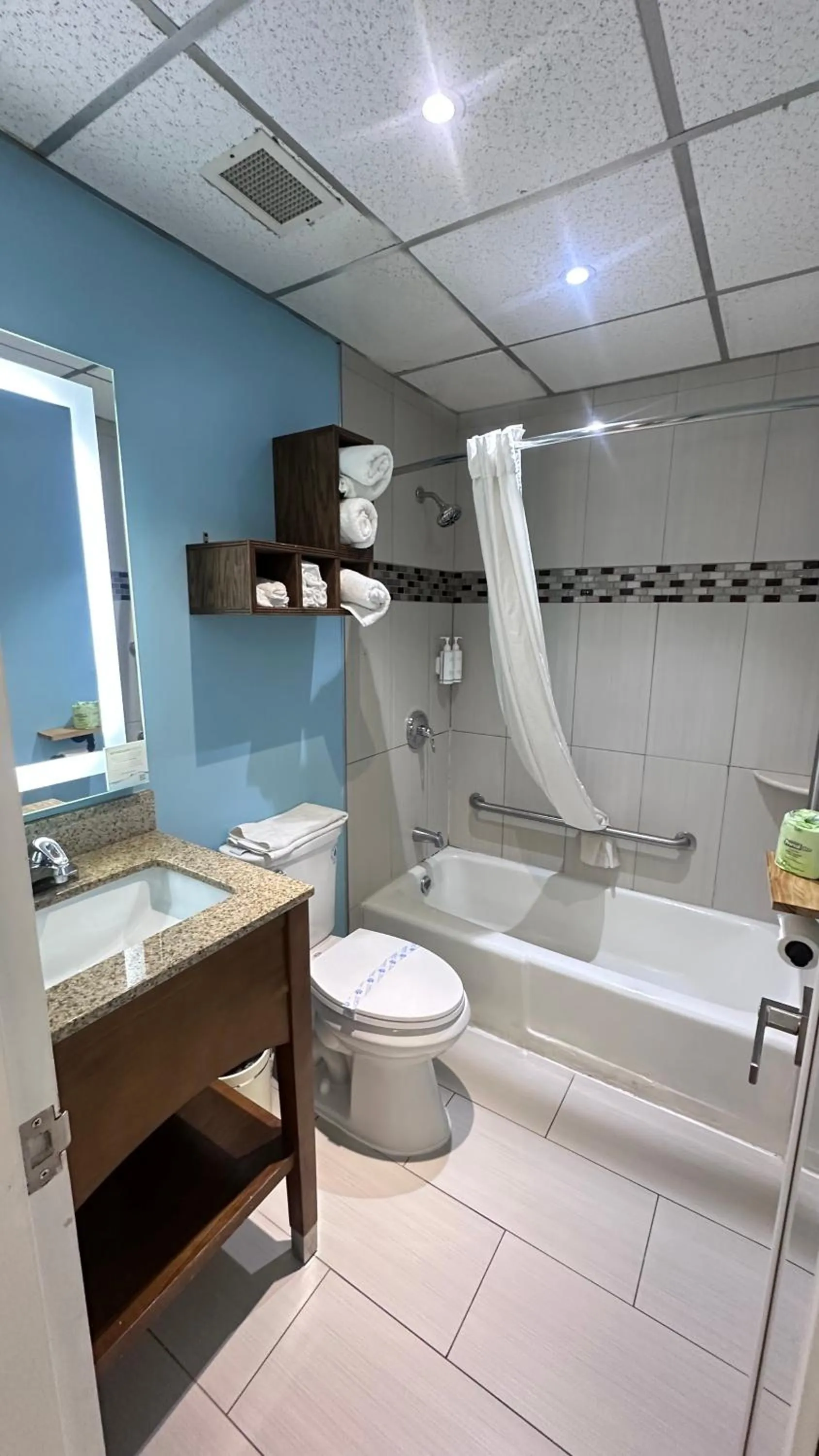 Bathroom in Days Inn by Wyndham Southington