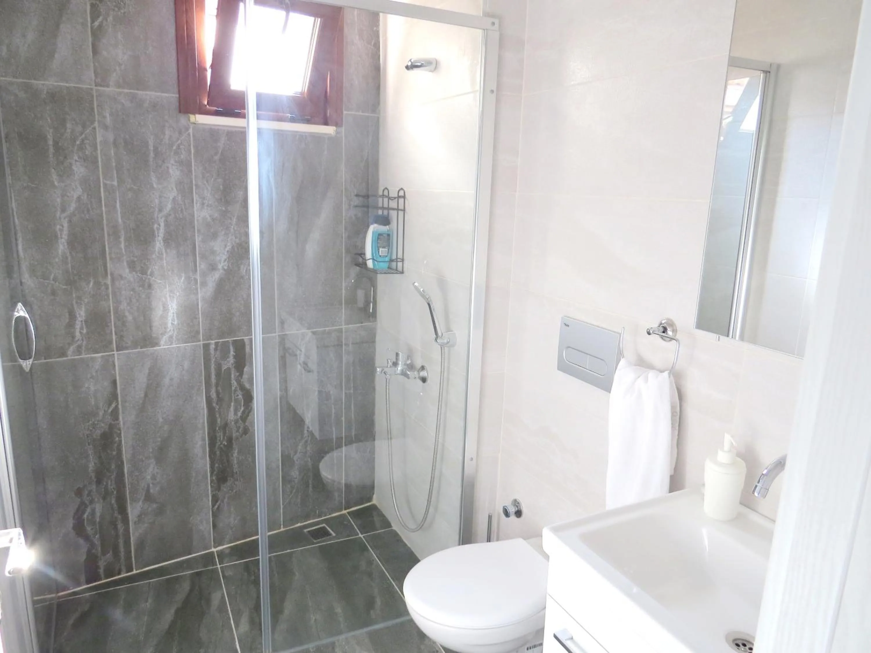 Bathroom in Istanberry - Paradise Apartments