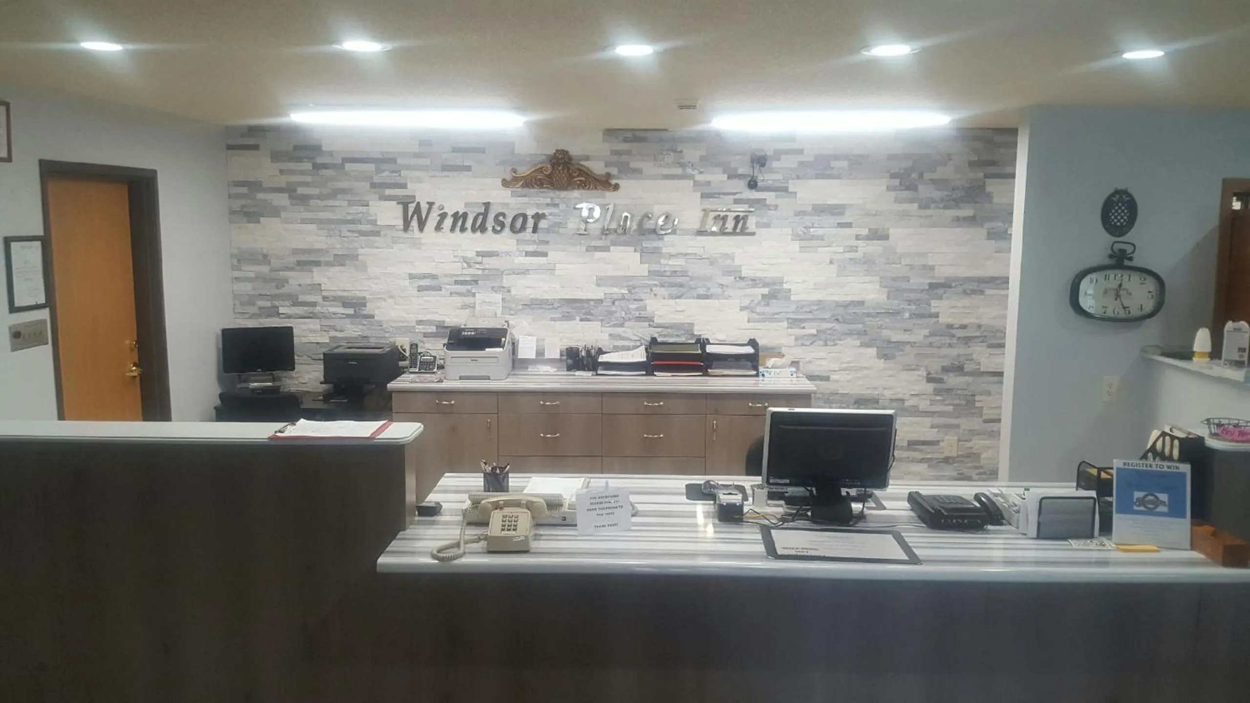 Lobby or reception in Windsor Place Inn