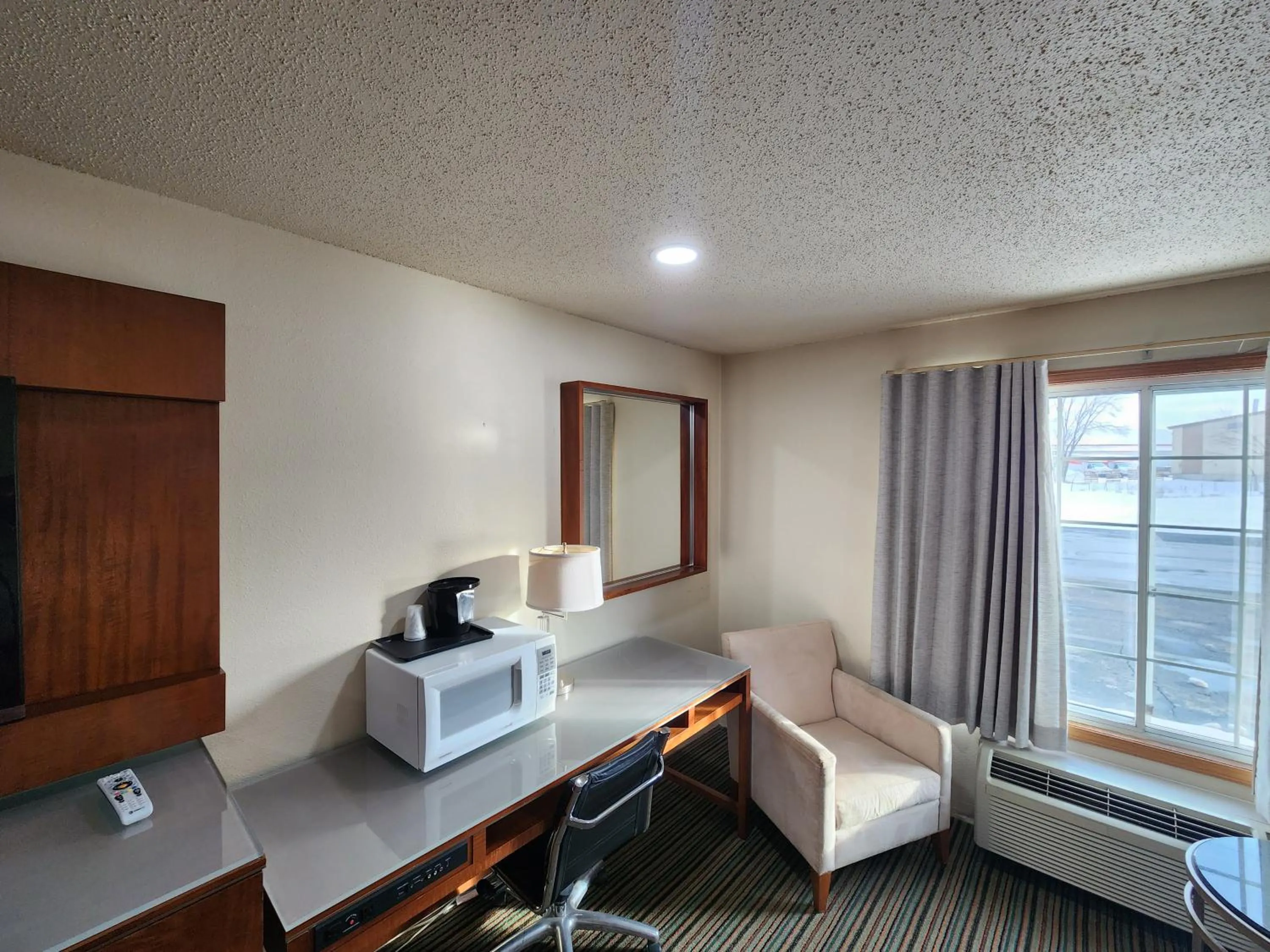 Seating area in Windsor Place Inn