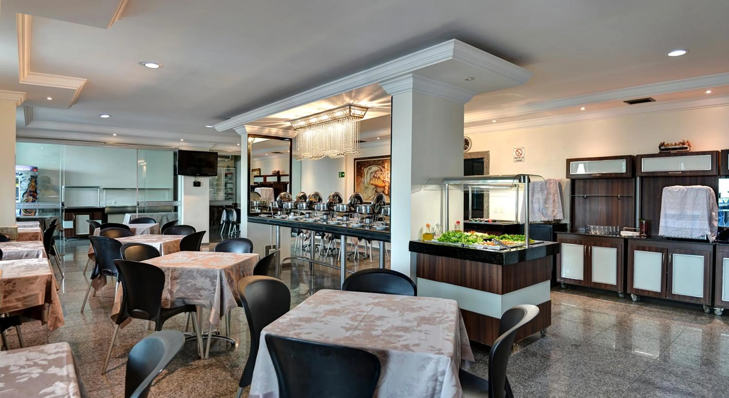 Restaurant/places to eat in Porto Minas Hotel e Convenções