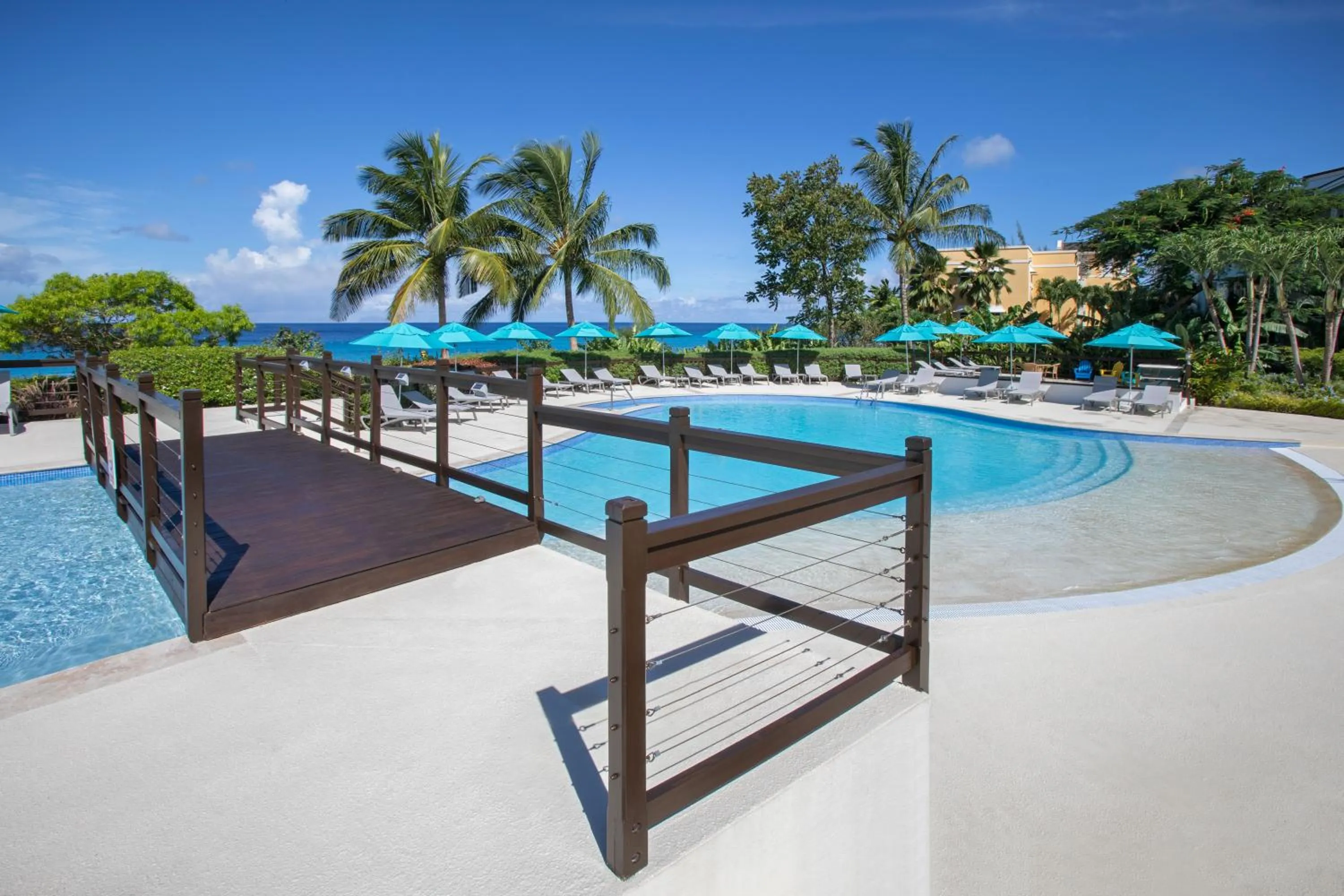 Swimming pool in Beach View Hotel