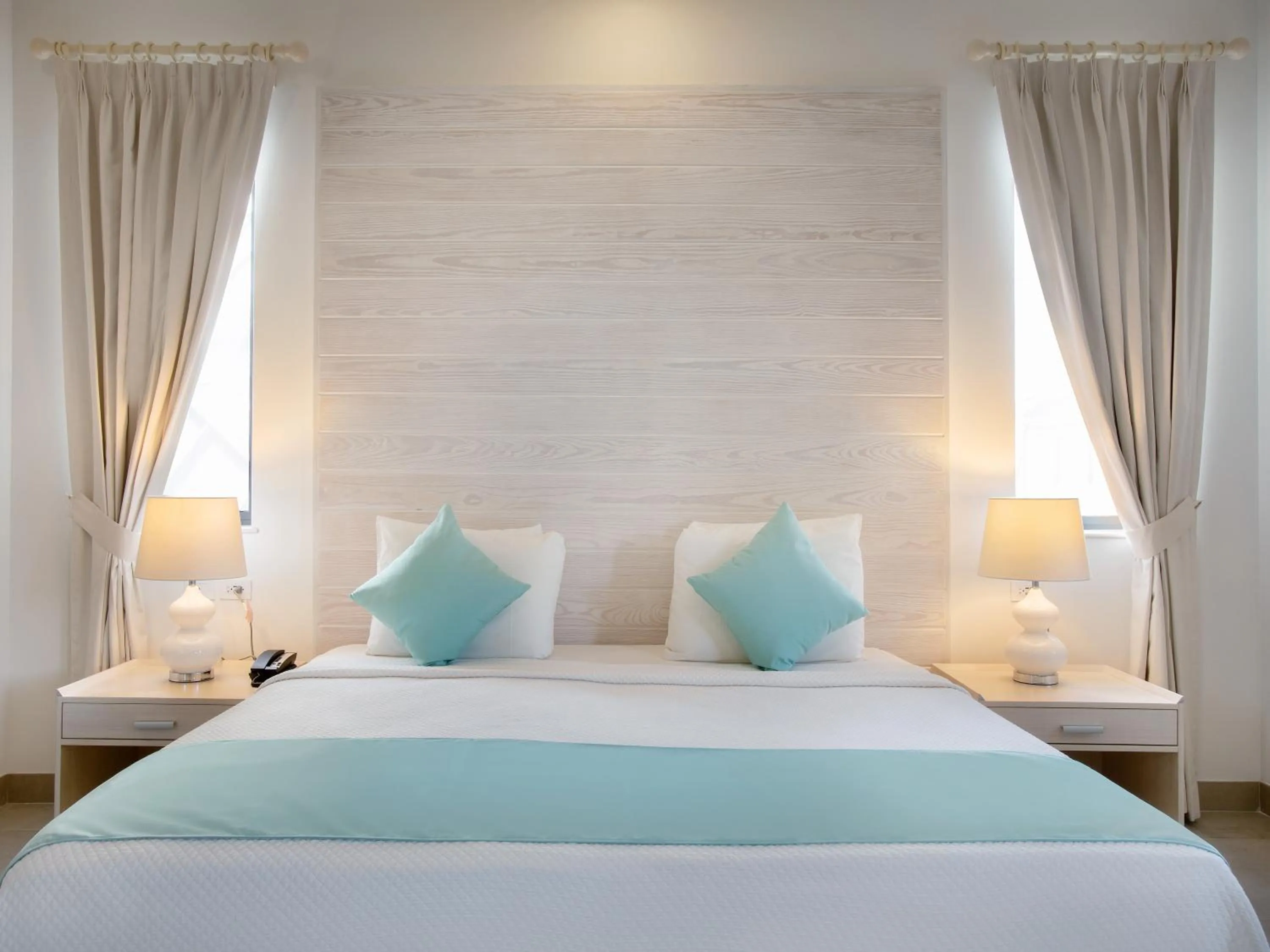 Bedroom, Bed in Beach View Hotel