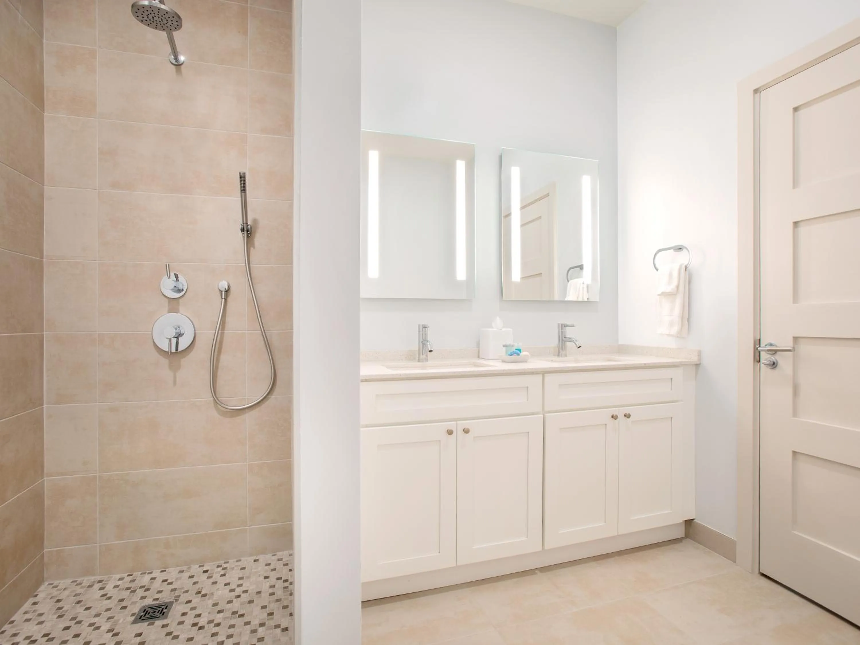 Bathroom in Beach View Hotel