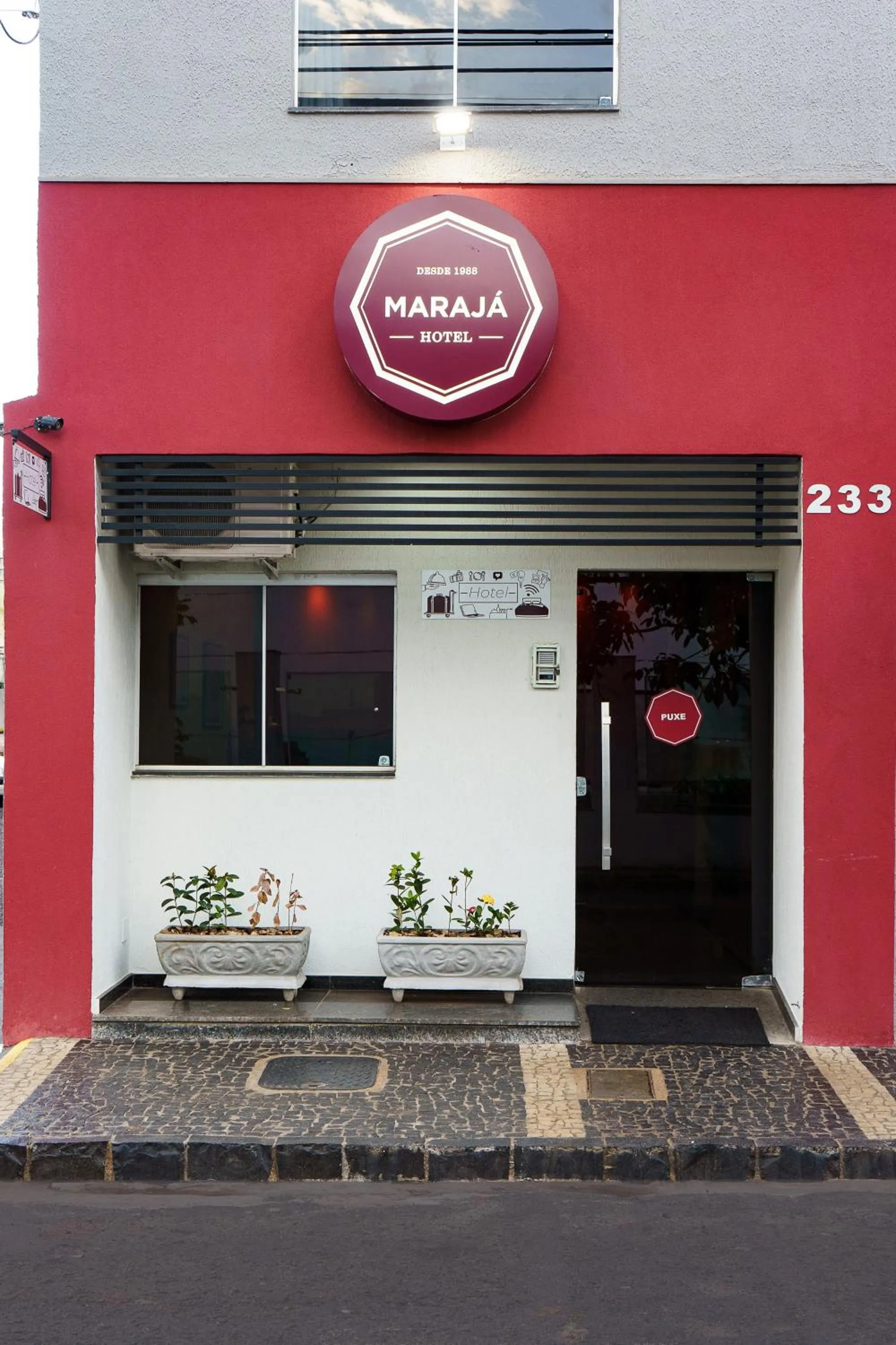 Facade/entrance in Hotel Maraja