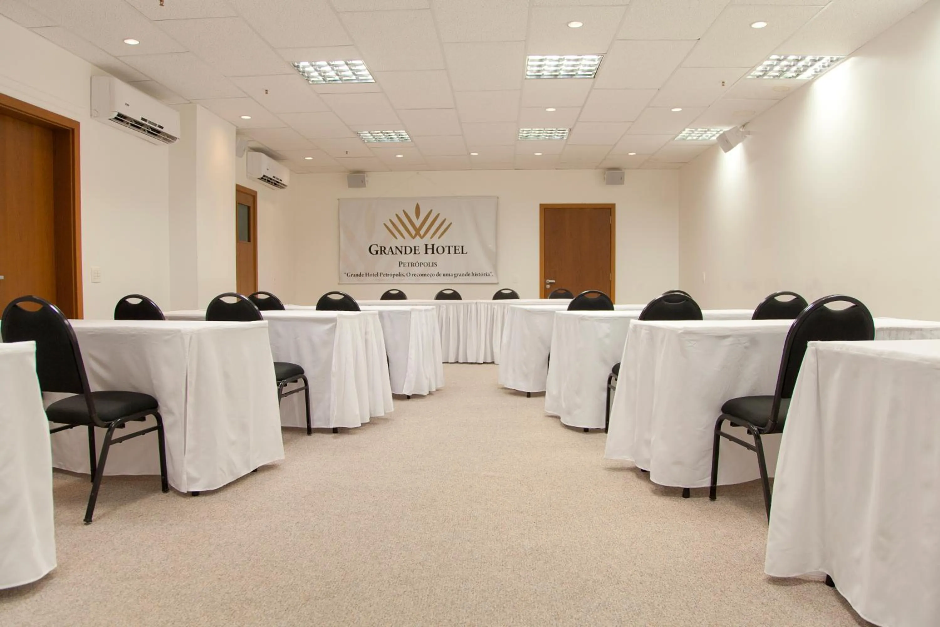Business facilities in Grande Hotel Petrópolis