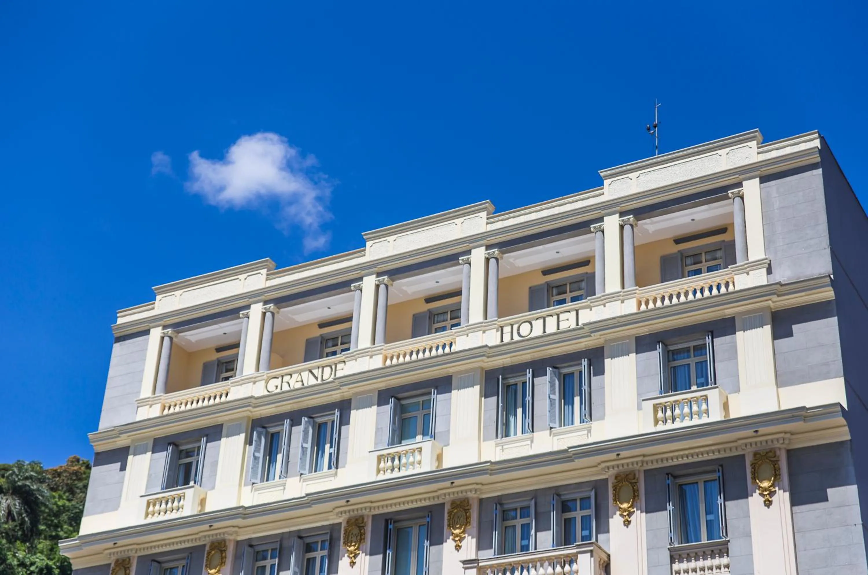 Facade/entrance in Grande Hotel Petrópolis