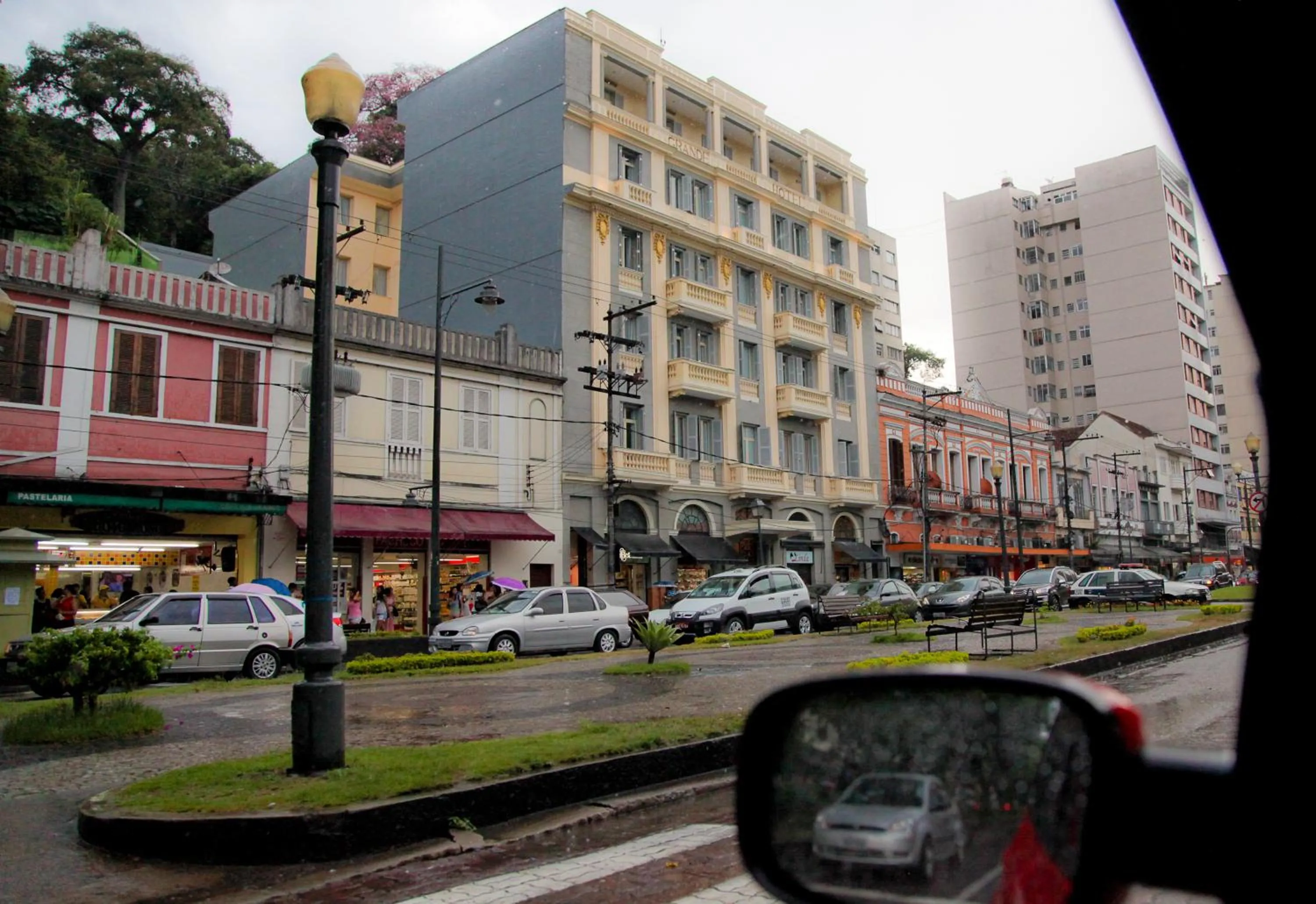 Facade/entrance in Grande Hotel Petrópolis