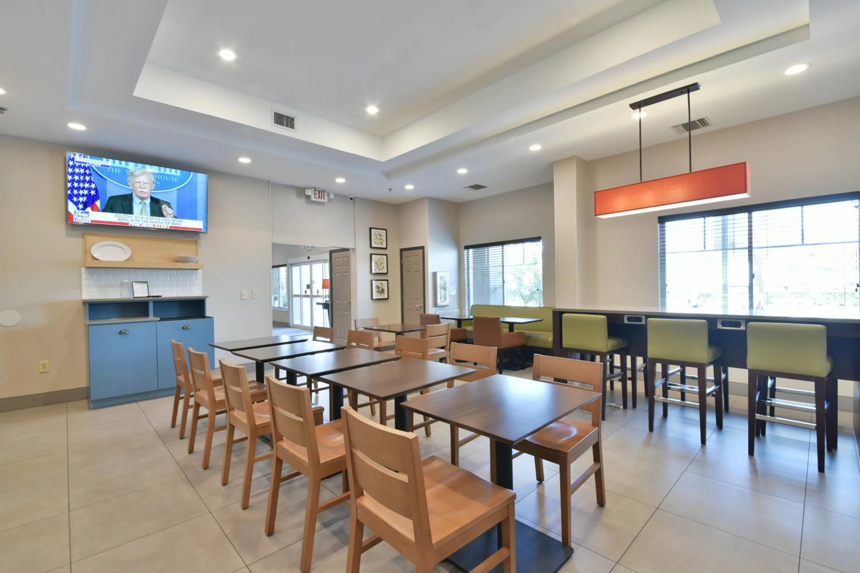 Lobby or reception in Country Inn & Suites by Radisson, Ocala Southwest