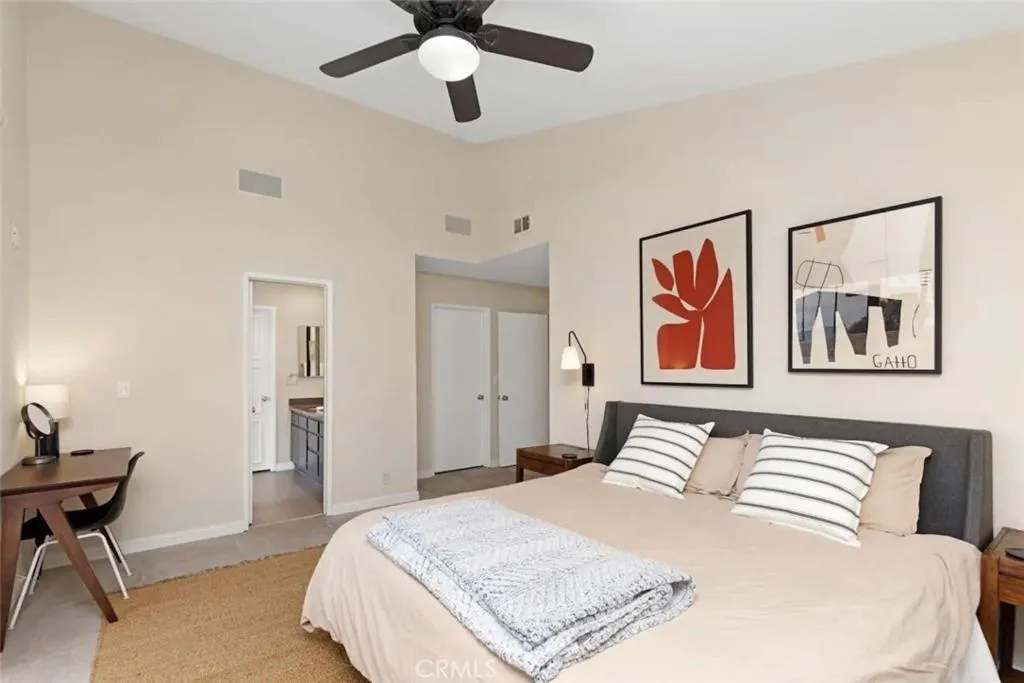 Shower, Bed in Sundance Villas by Private Villa Management