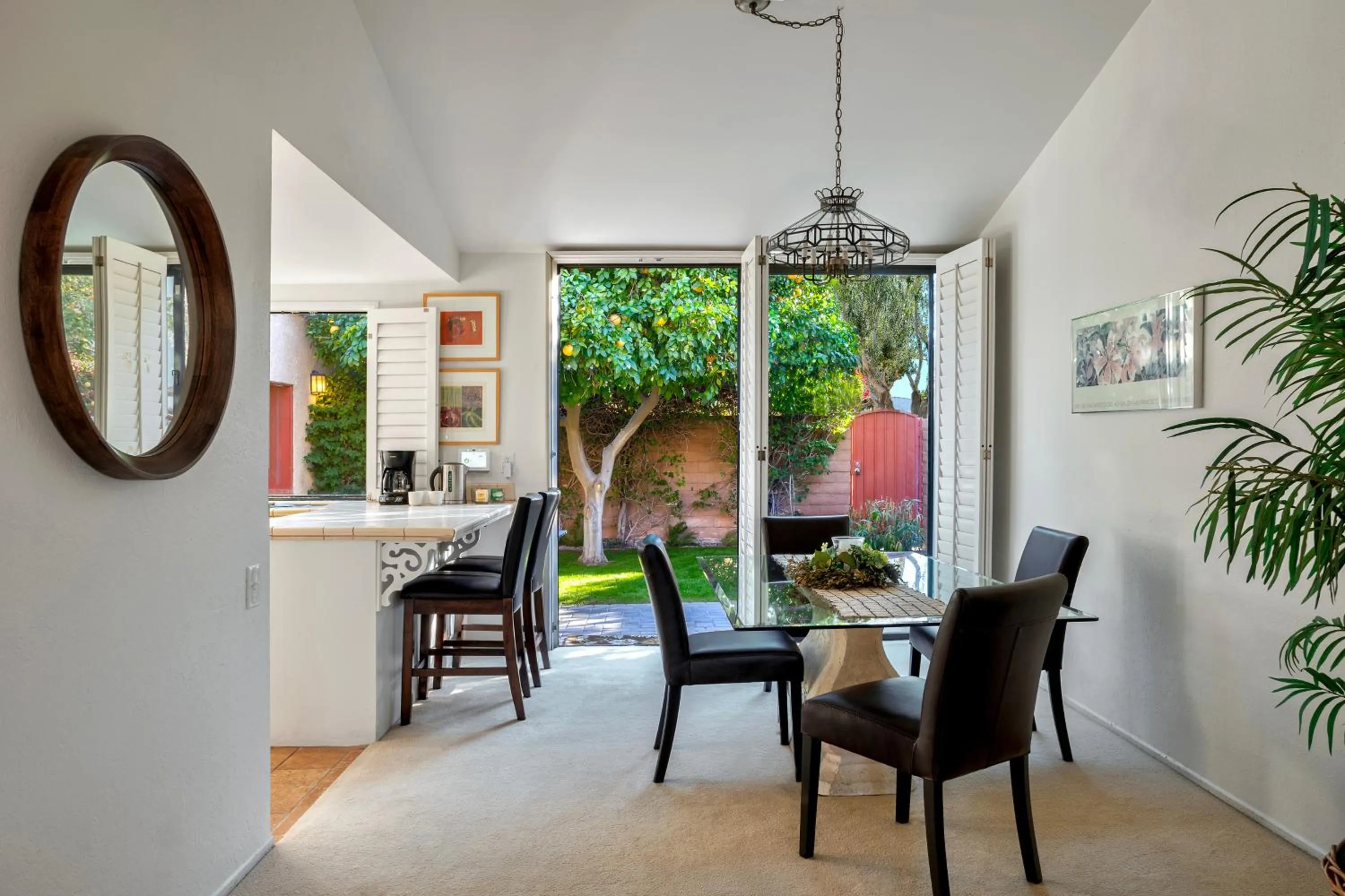 Garden in Sundance Villas by Private Villa Management