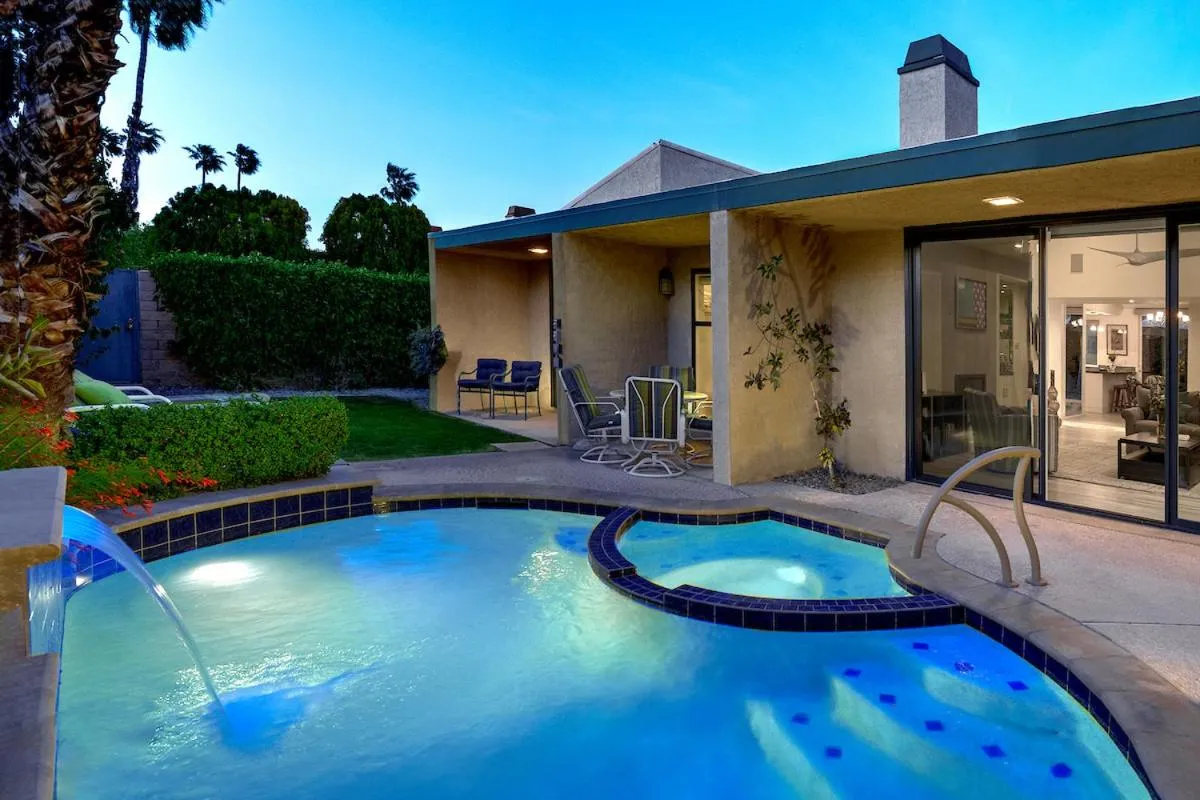 Sundance Villas by Private Villa Management