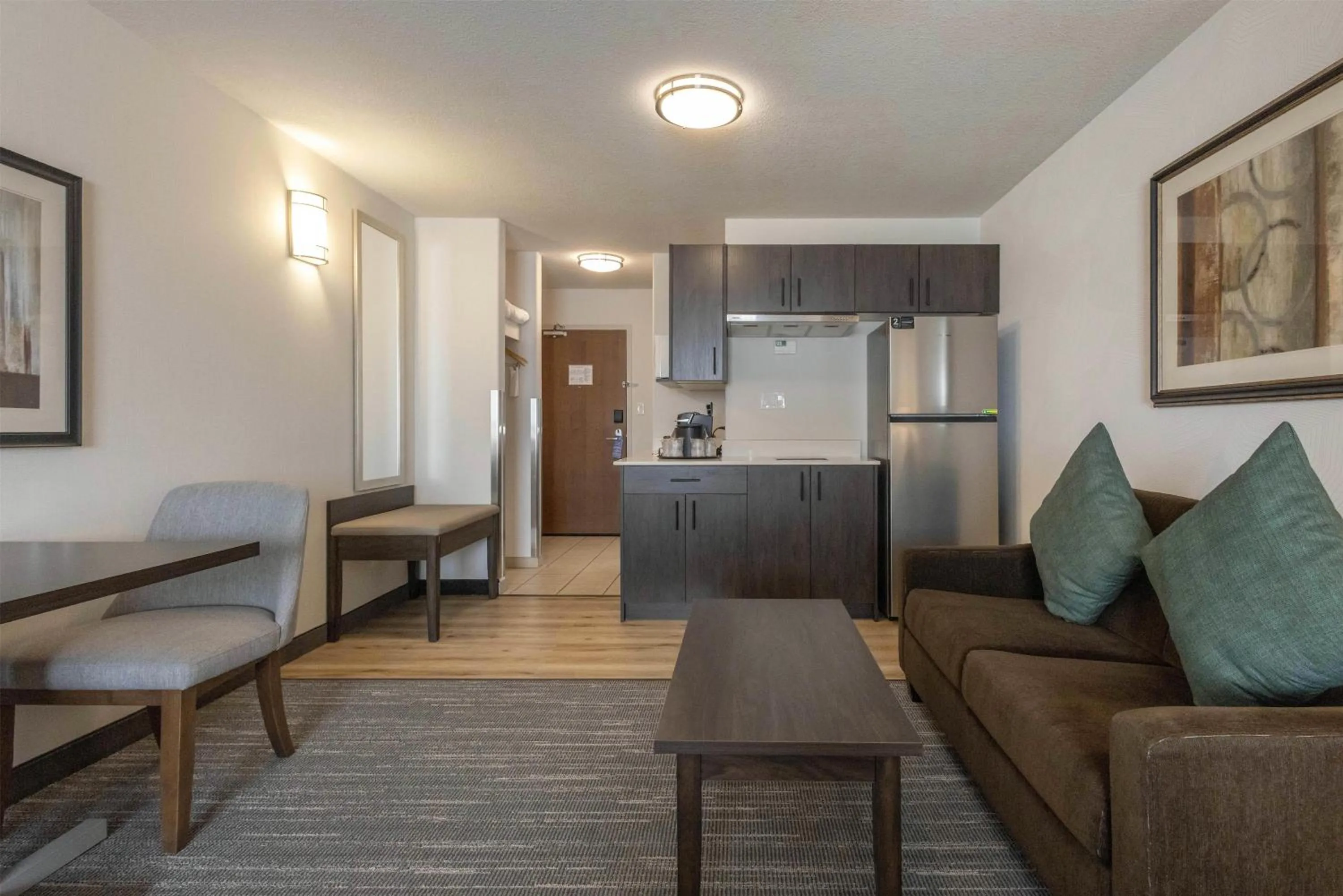 Bedroom in Best Western Dawson Creek