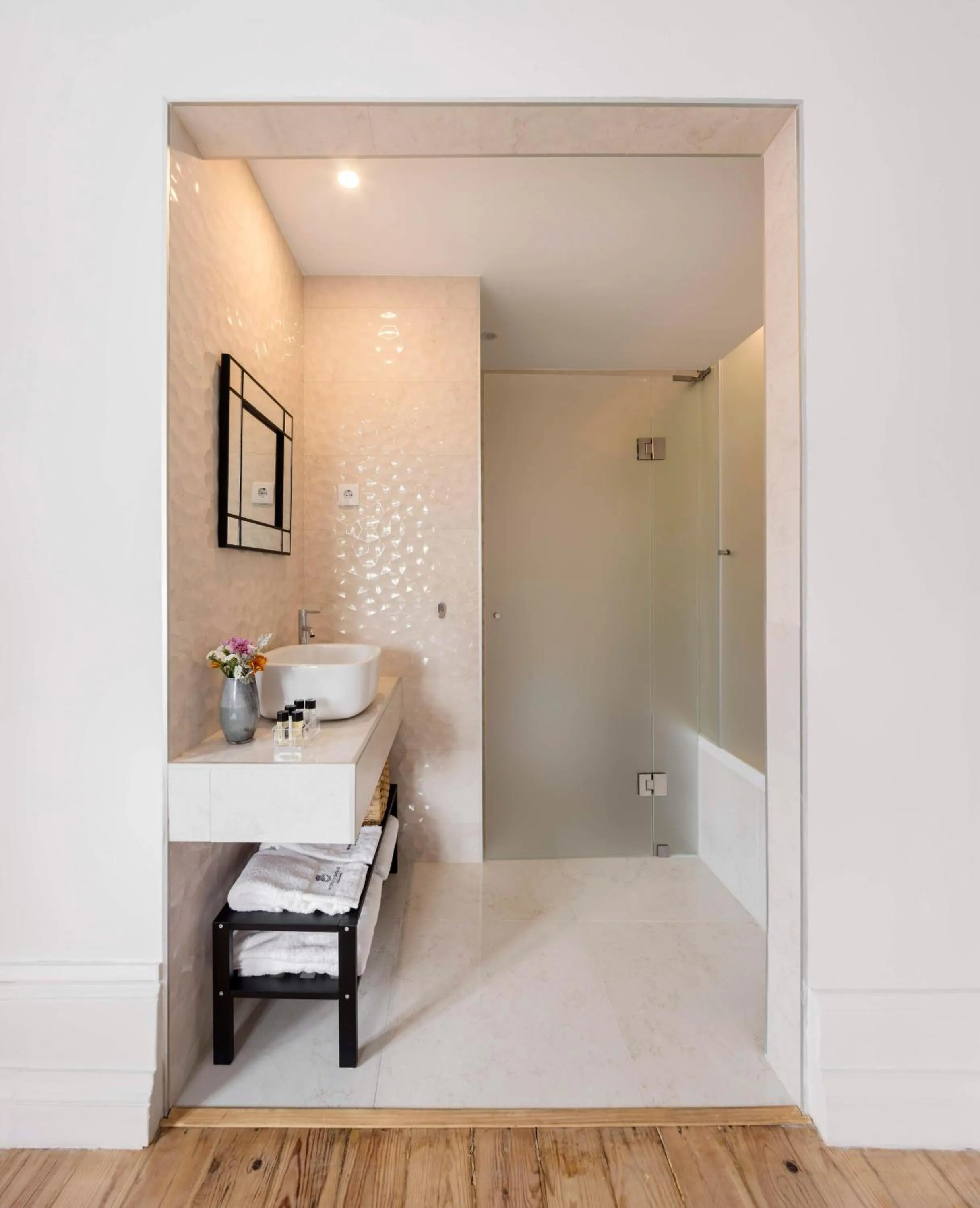 Penedo da Saudade Suites & Hostel