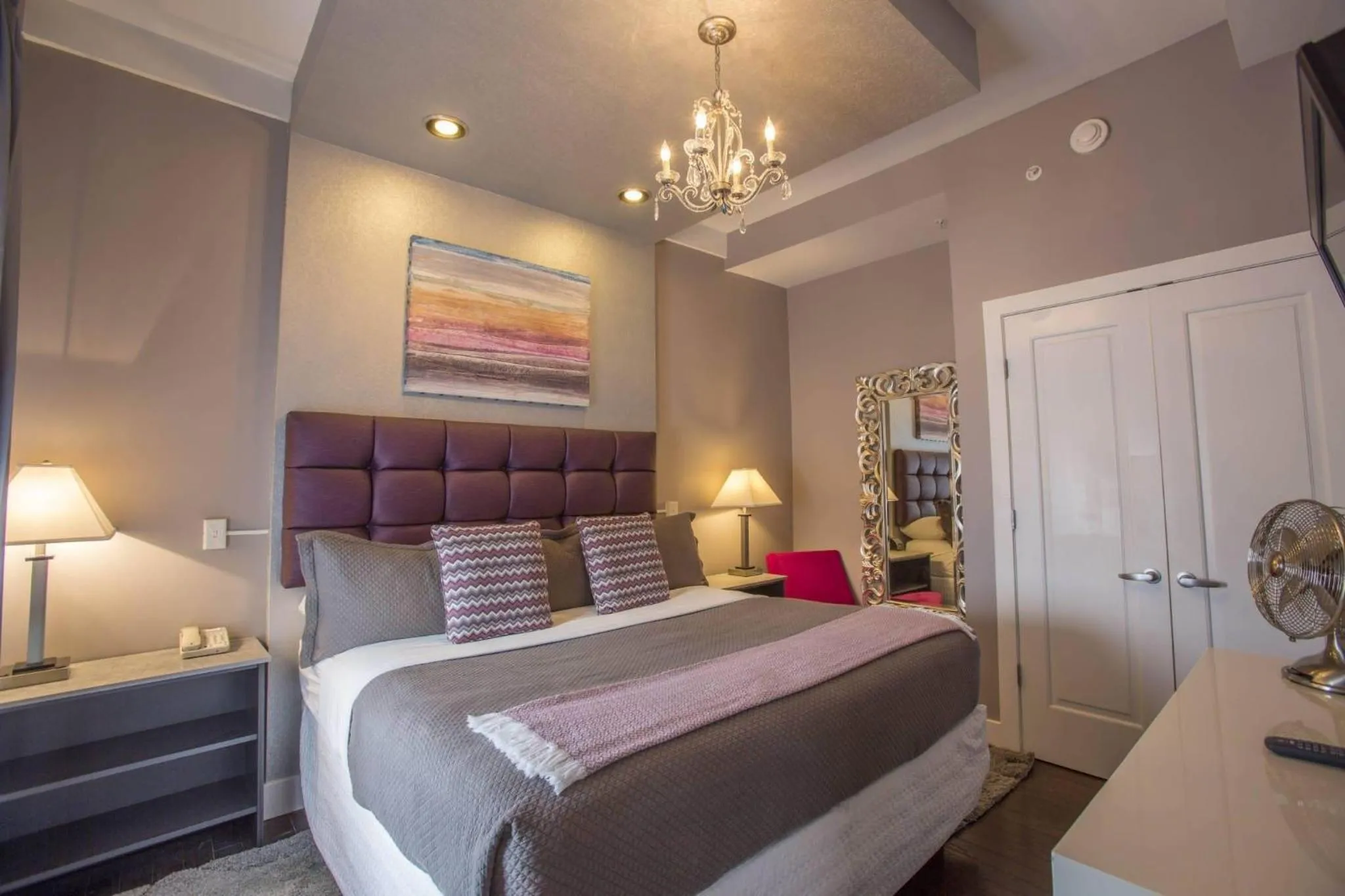 Bedroom, Bed in The Historic Gould Hotel Seneca Falls, an Ascend Collection Hotel