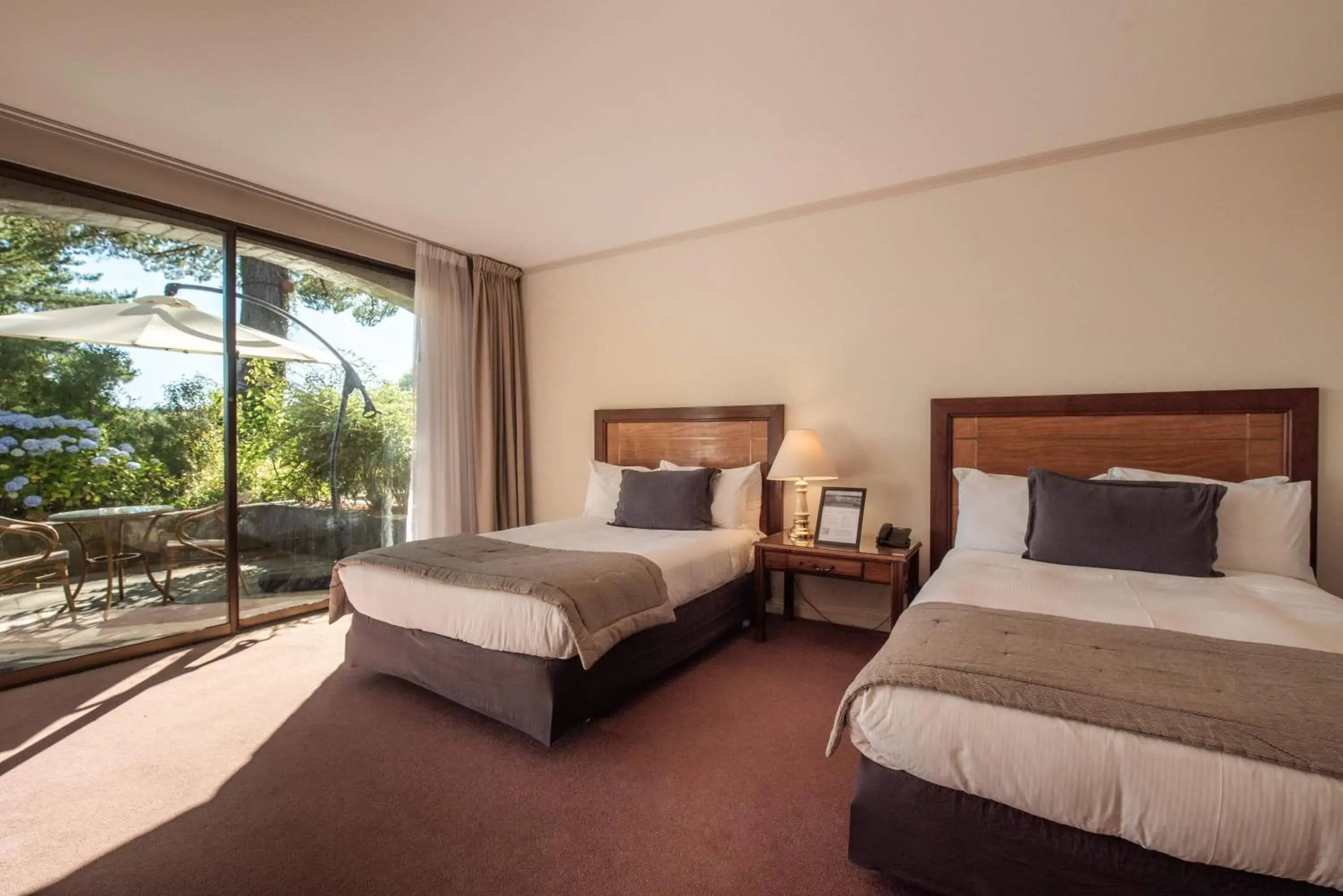 Twin Room with Terrace in Hotel Puerta del Sur Twin Room with Terrace in Hotel Puerta del Sur