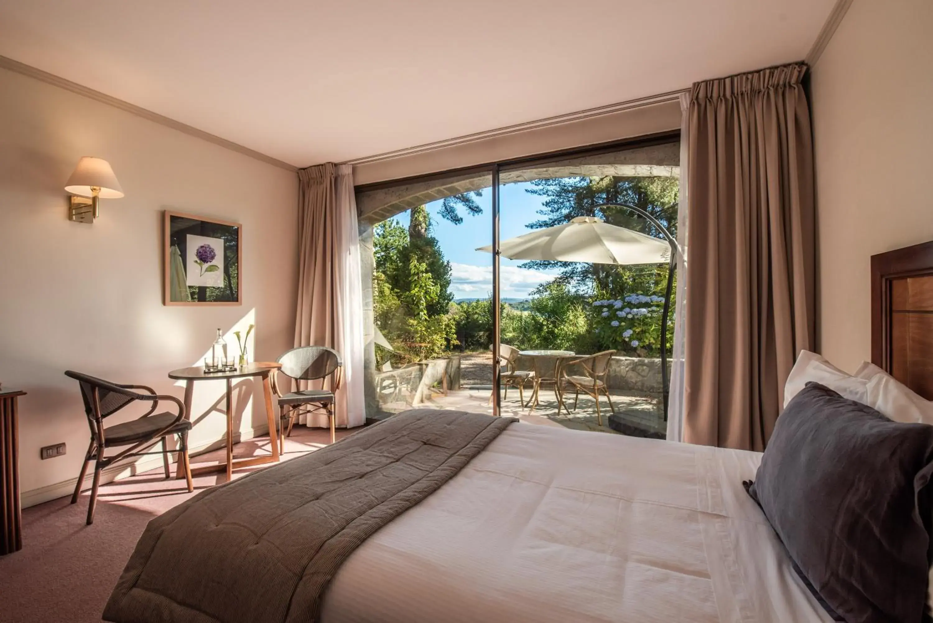 Double Room with Terrace in Hotel Puerta del Sur Double Room with Terrace in Hotel Puerta del Sur