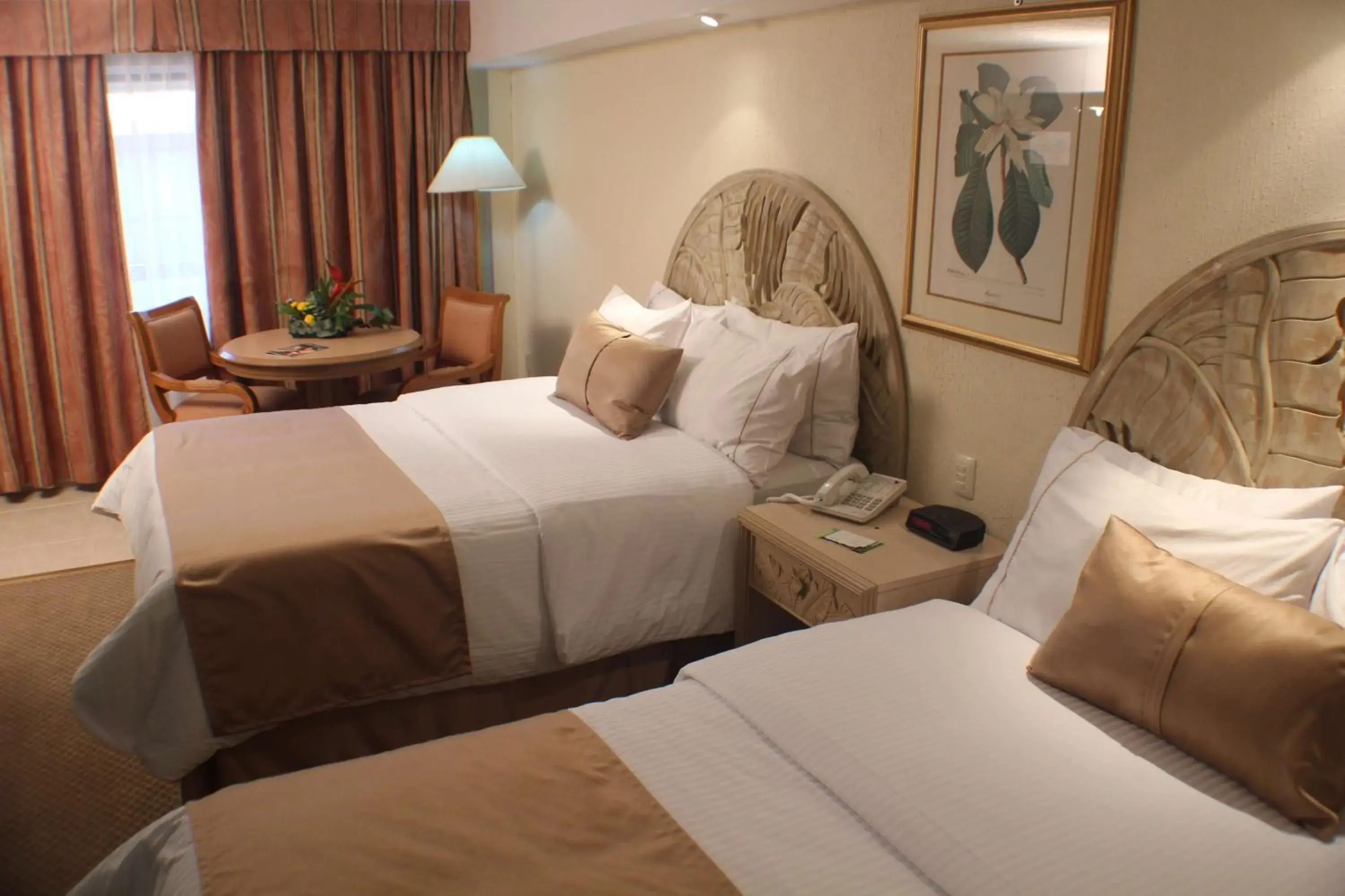 Double Room with Two Double Beds - Non-Smoking in Best Western PLUS Plaza Florida & Tower Double Room with Two Double Beds - Non-Smoking in Best Western PLUS Plaza Florida & Tower