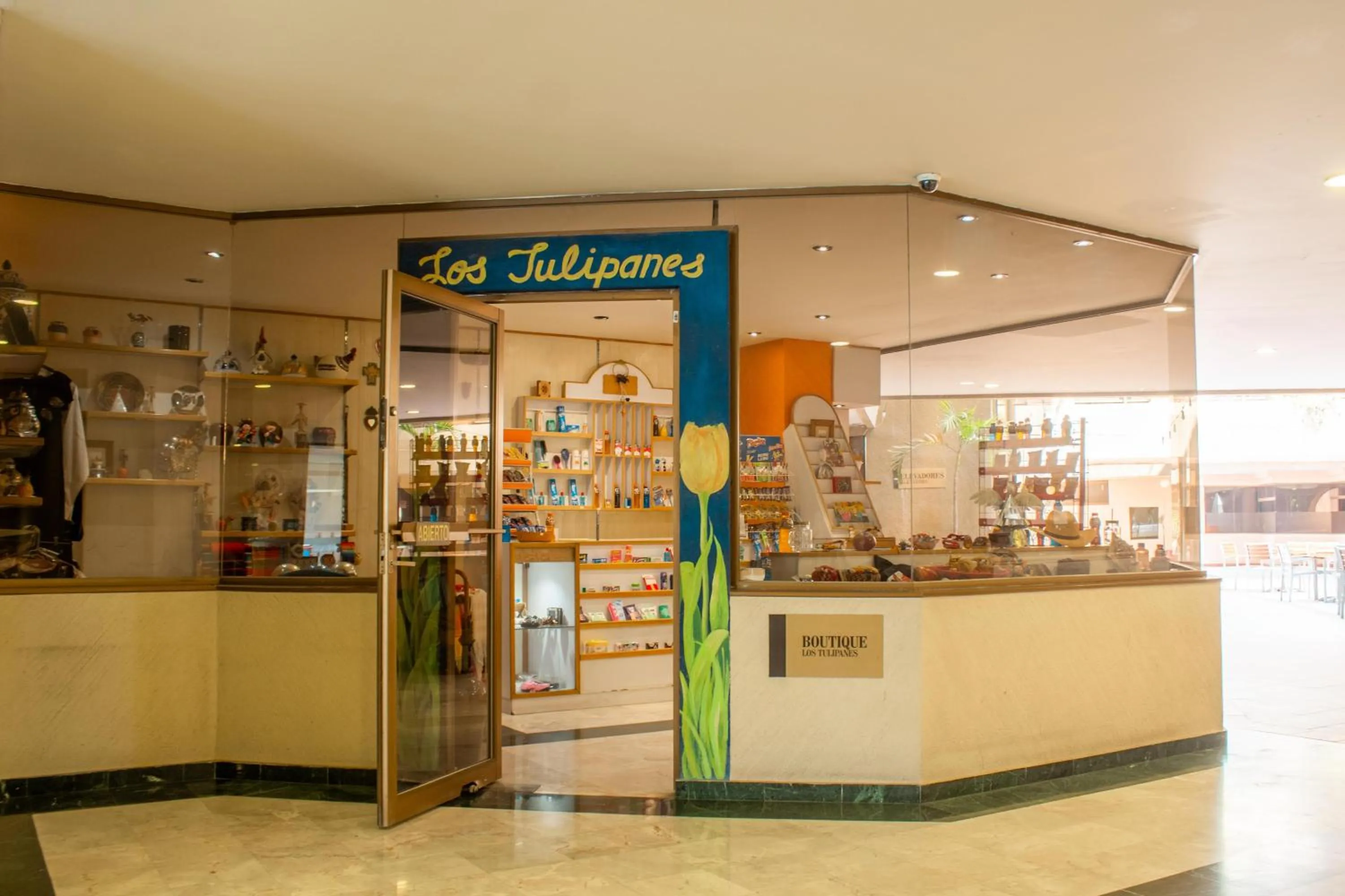 Property building in Best Western PLUS Plaza Florida & Tower