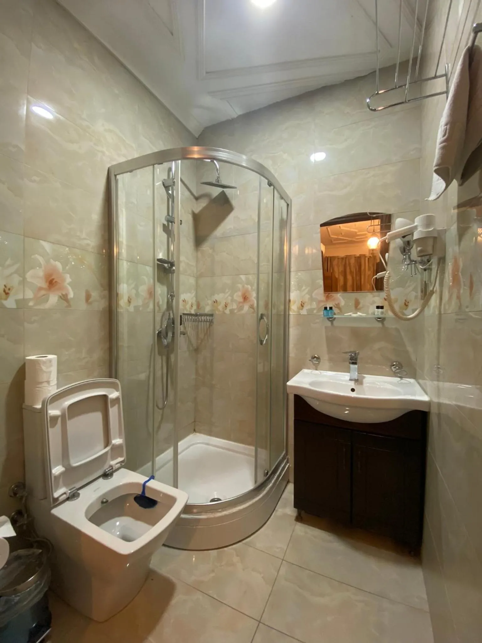 Shower, Bathroom in Nuray Hotel