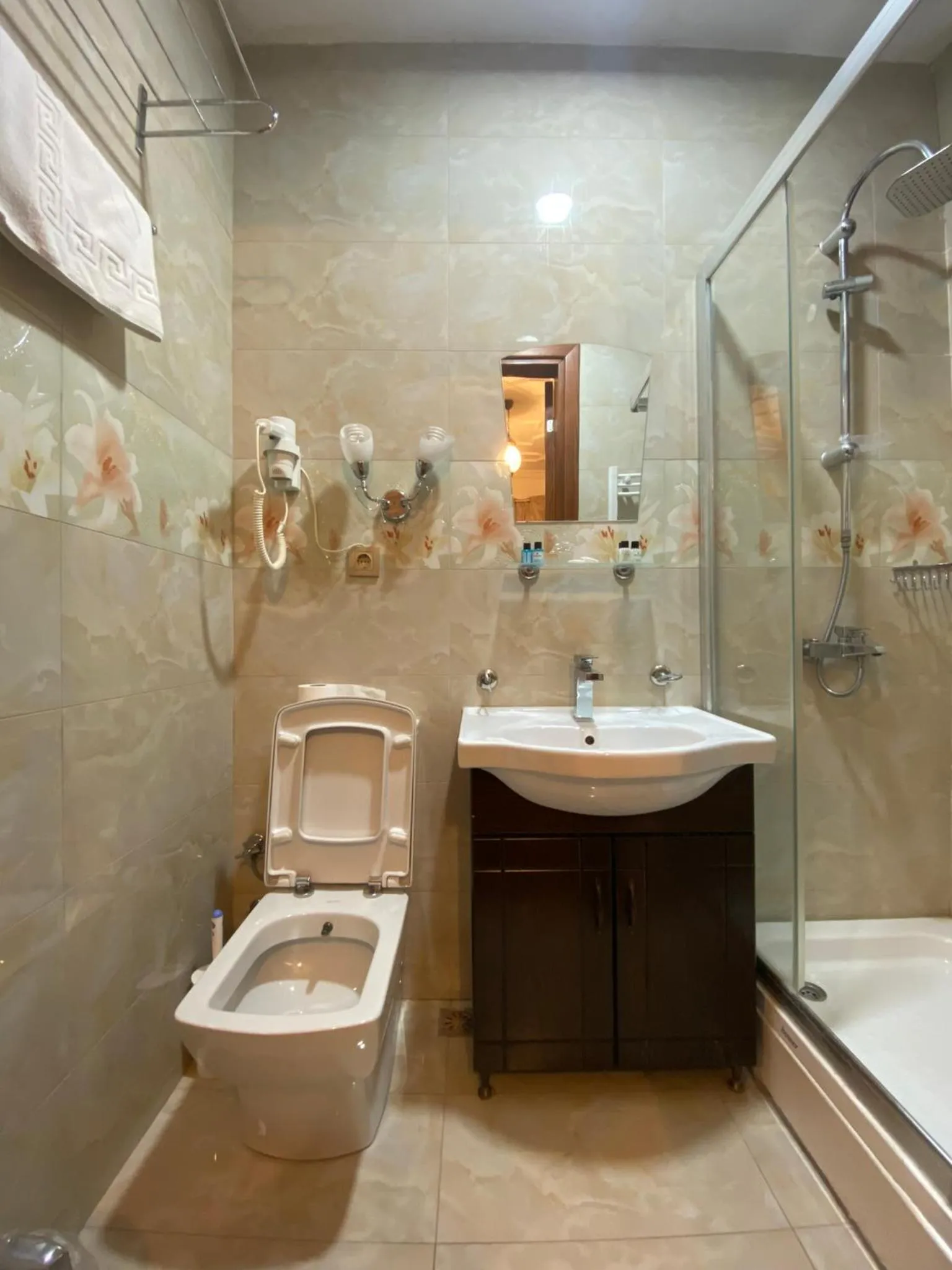 Shower, Bathroom in Nuray Hotel
