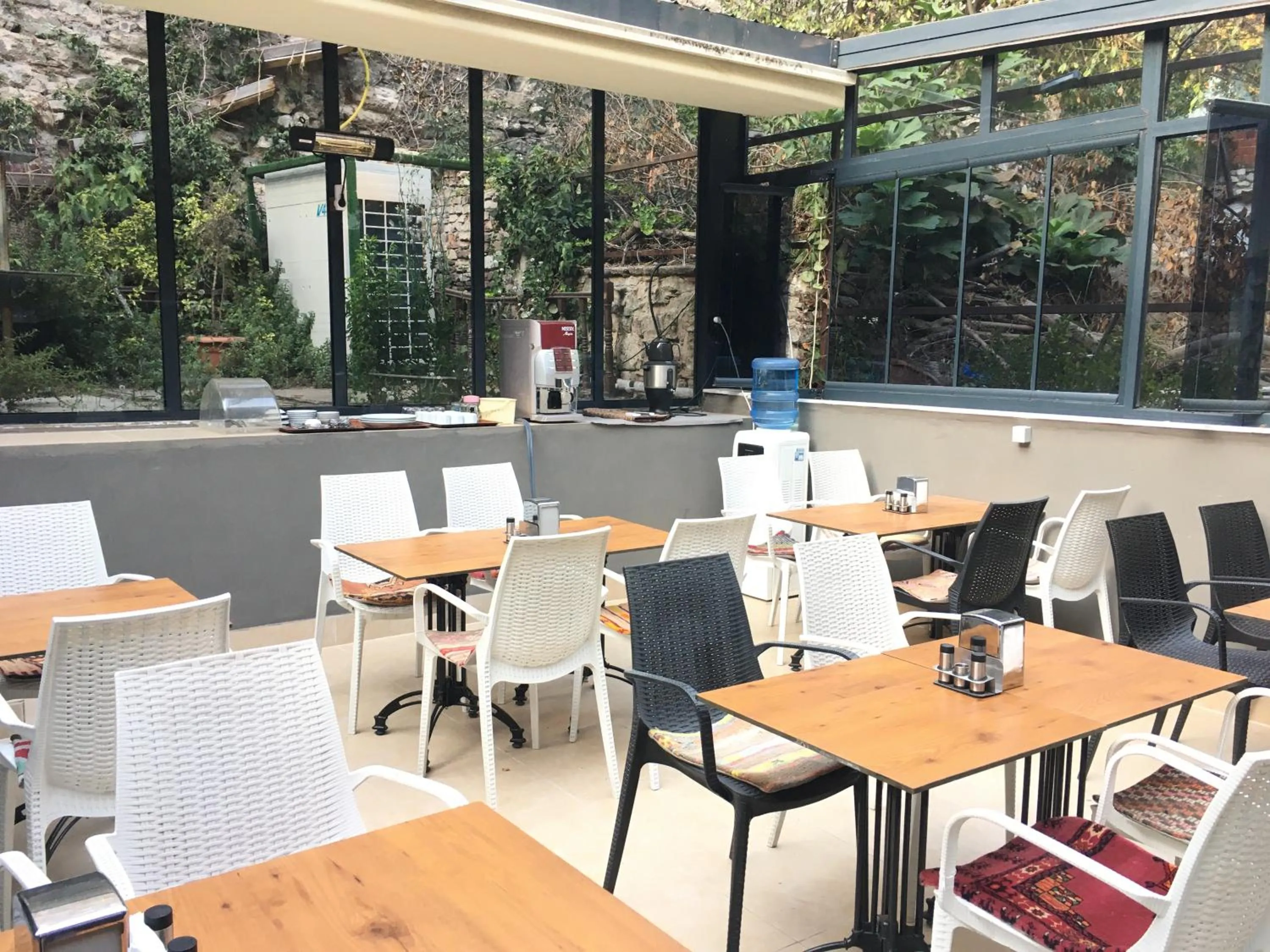 Spring, Restaurant/Places to Eat in Nuray Hotel