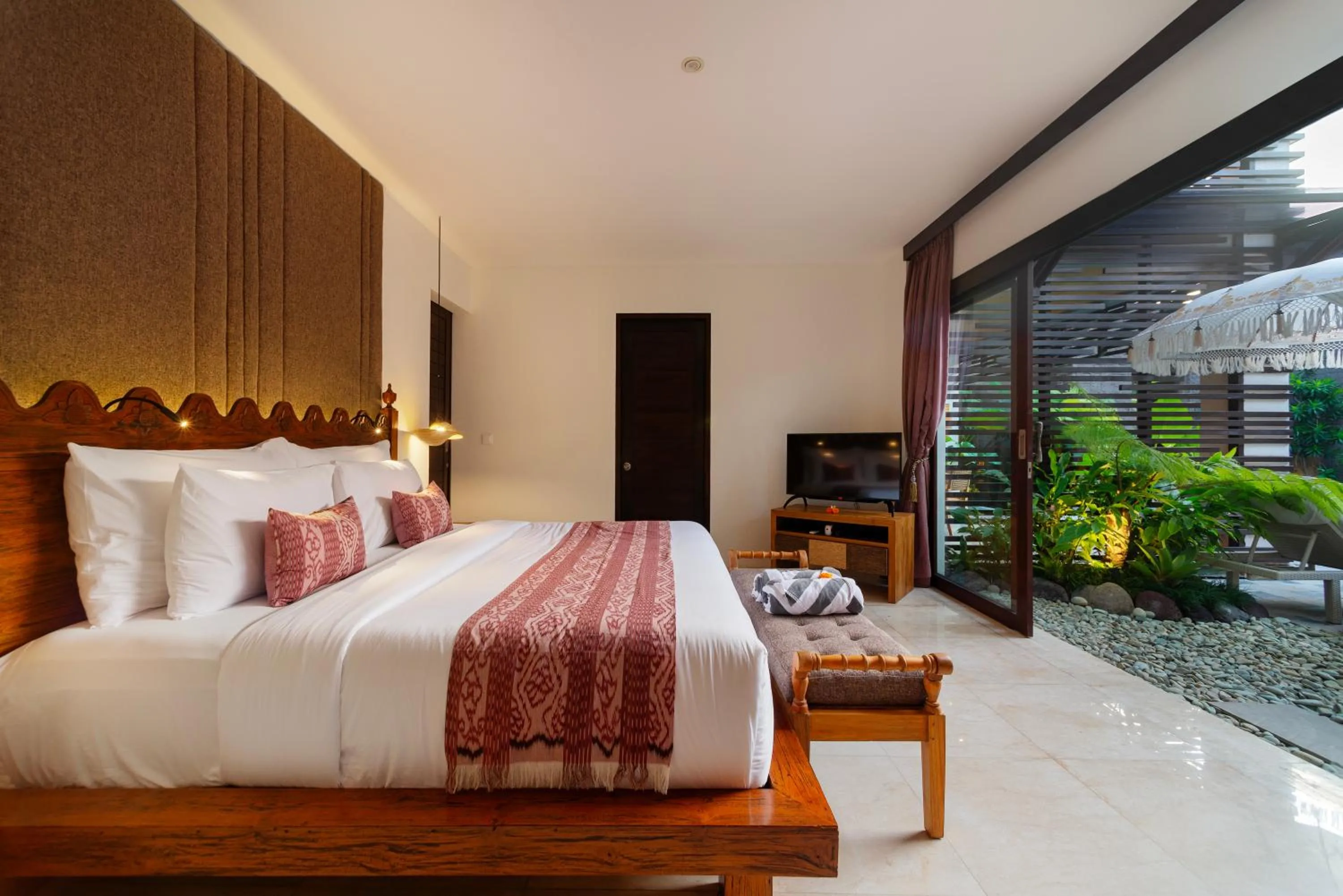 Bedroom, Bed in Adepa Resort